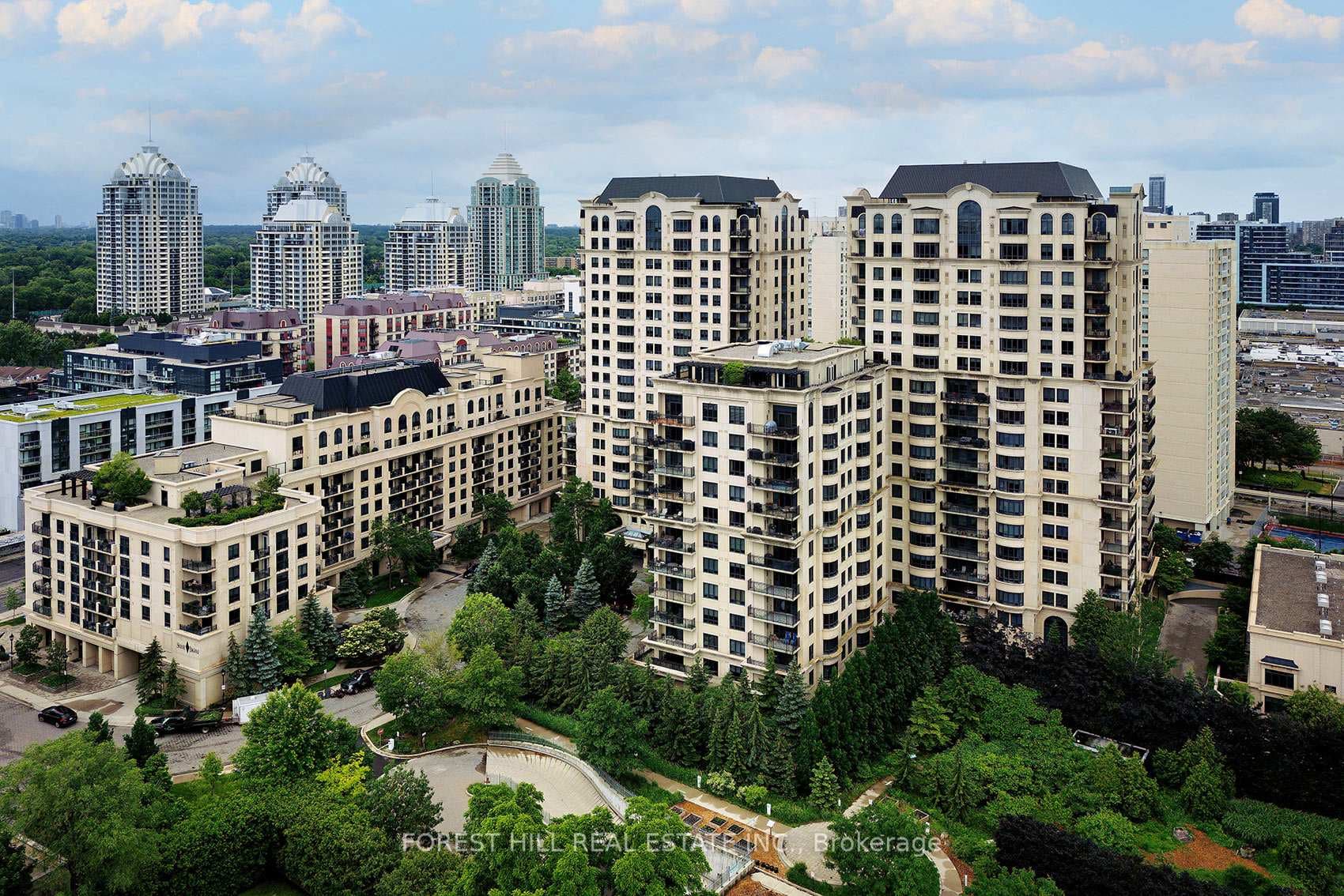 660 Sheppard Avenue Unit 1402 photo 1