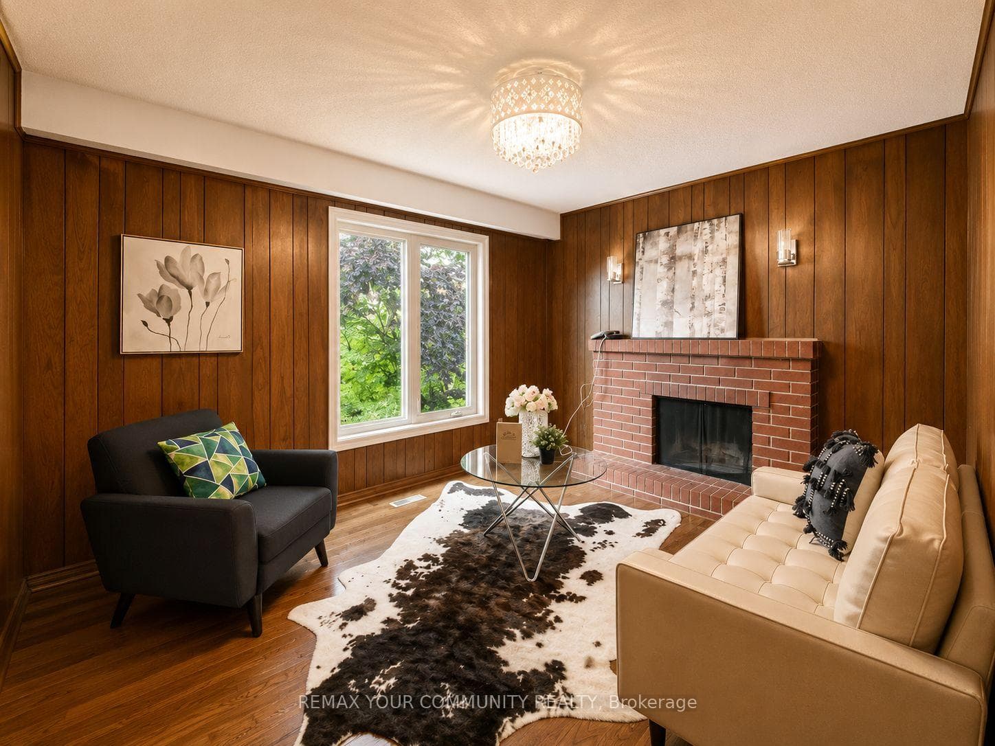 126 Simonston Boulevard photo 5