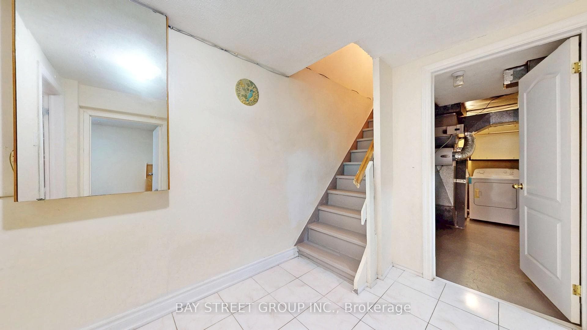 49 Pepperell Crescent photo 2