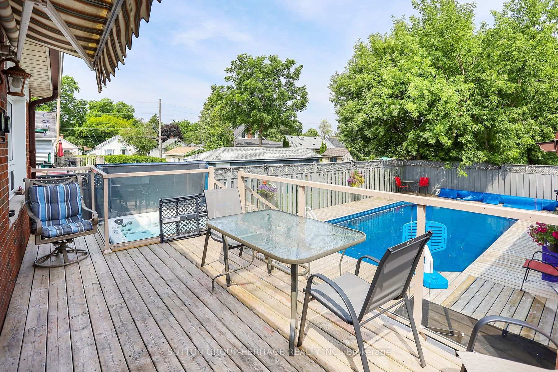 Deck