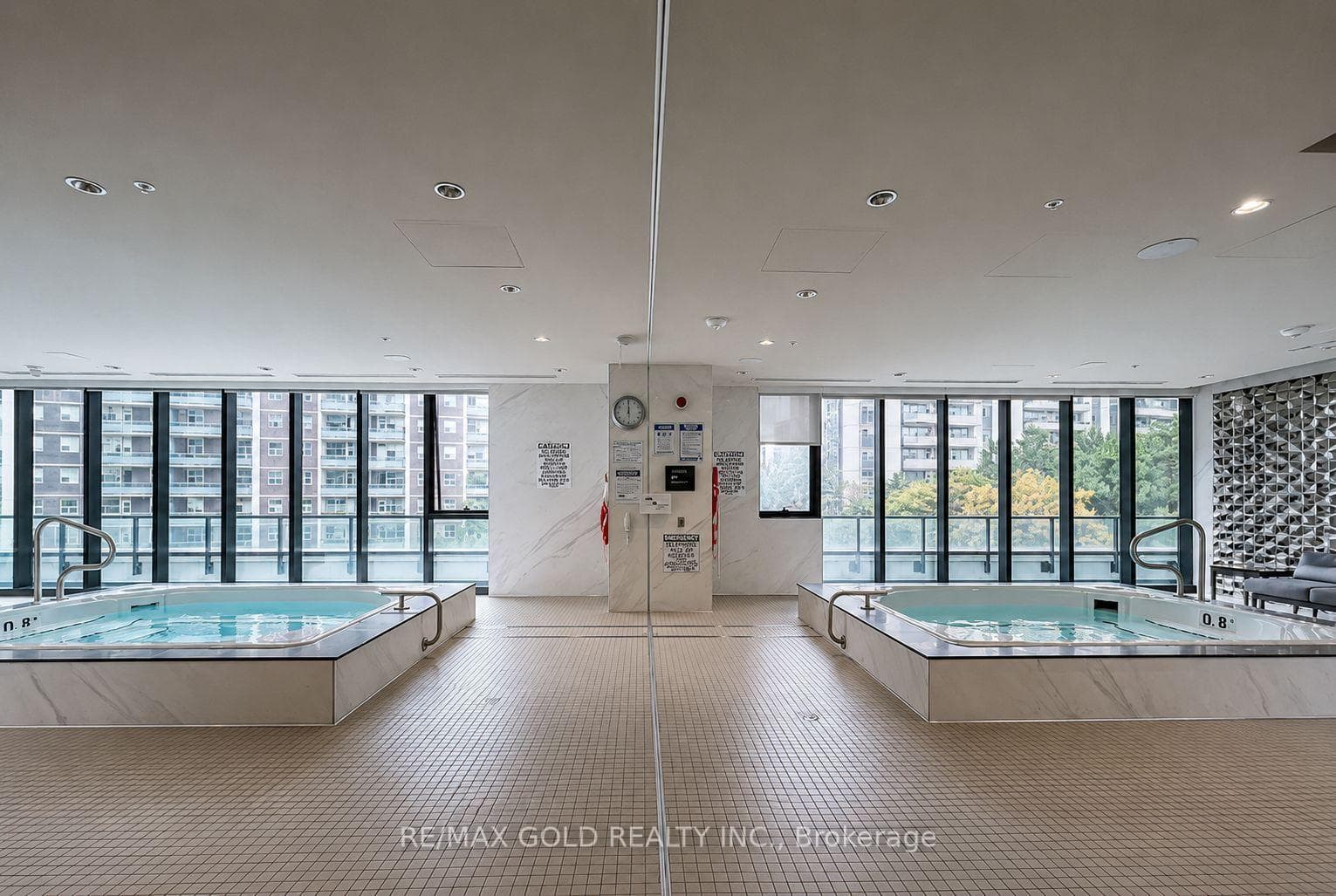 585 Bloor Street Unit 3515 photo 35