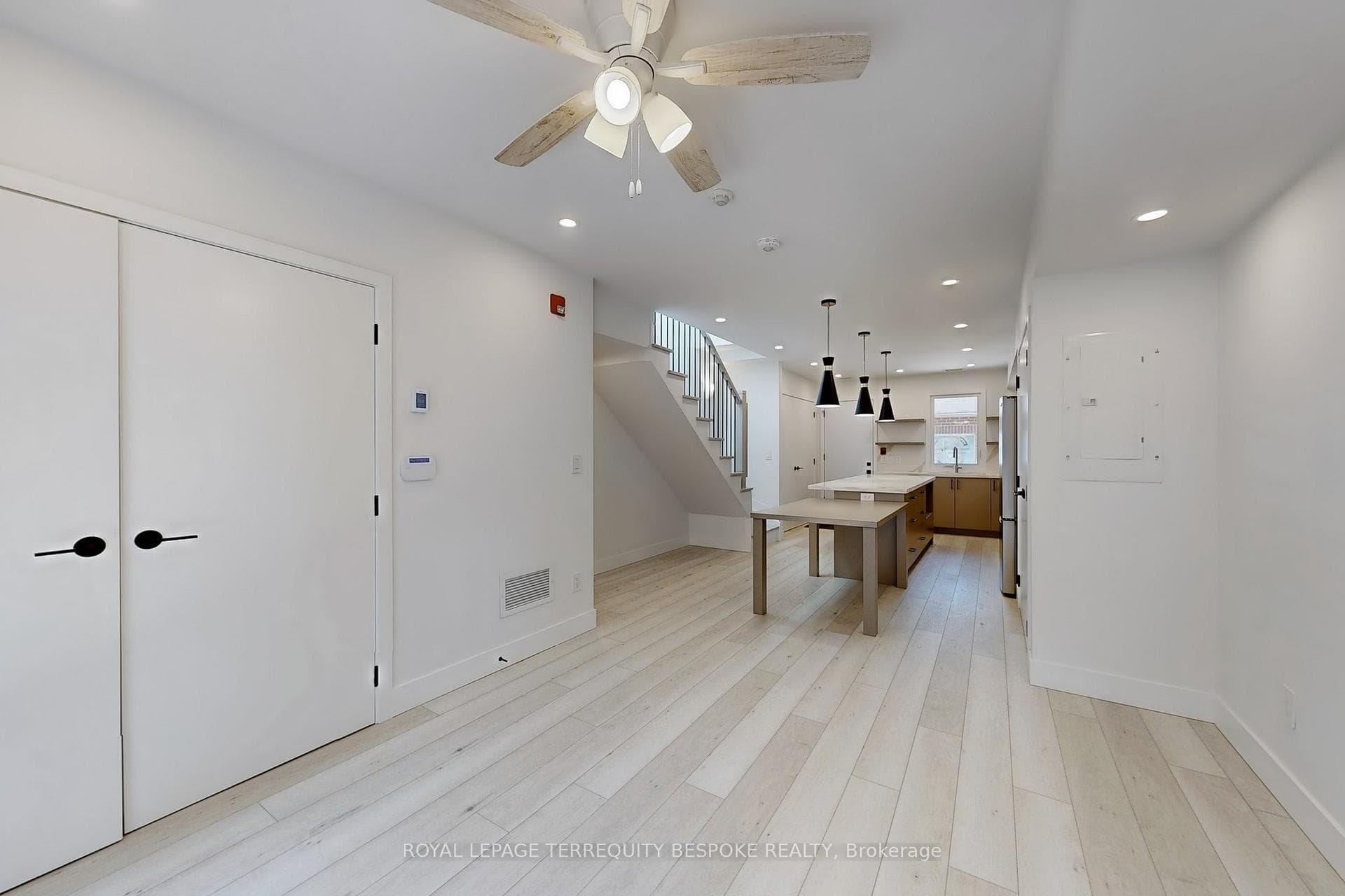 363 Euclid Avenue Unit Laneway photo 6