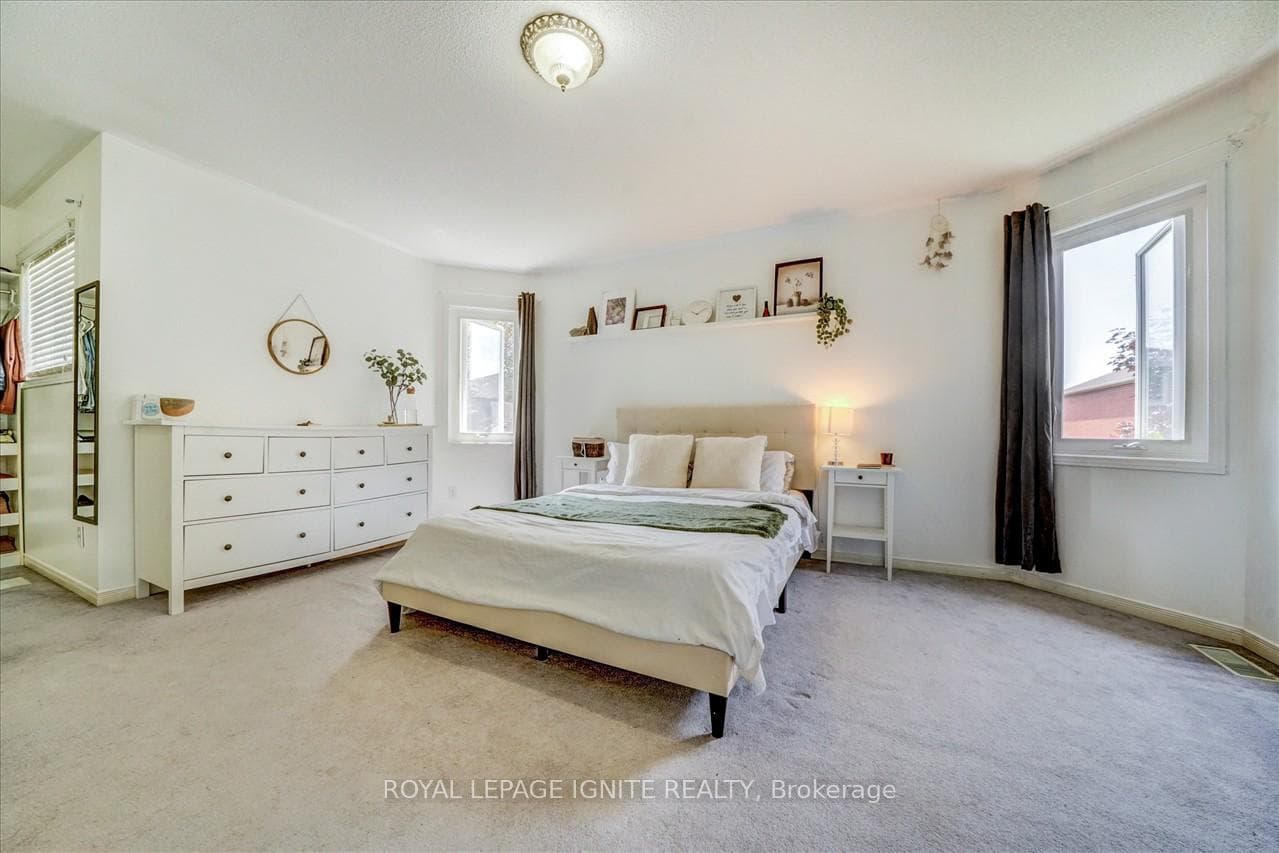 1213 Andover Court photo 19