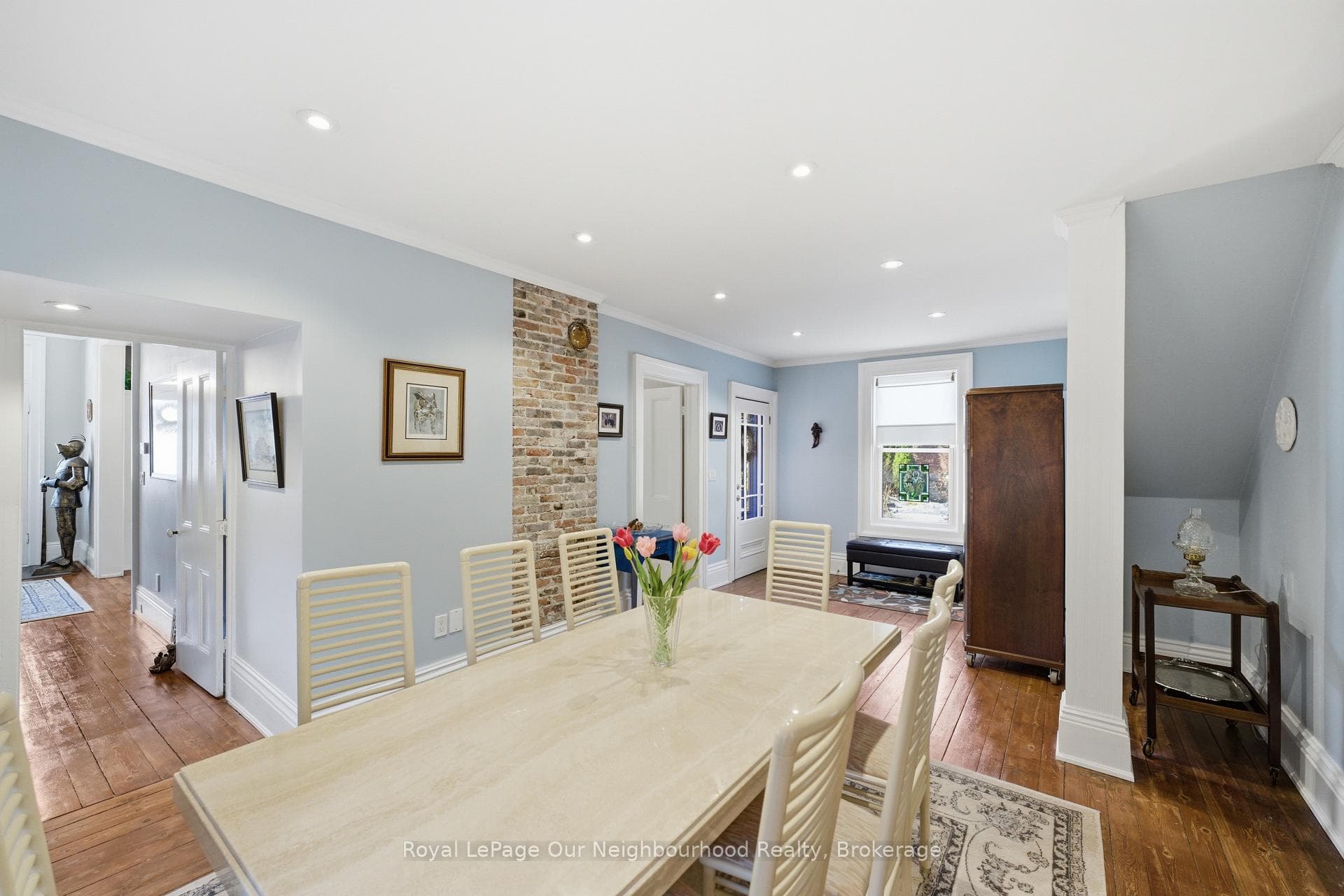 196 Walton Street photo 18