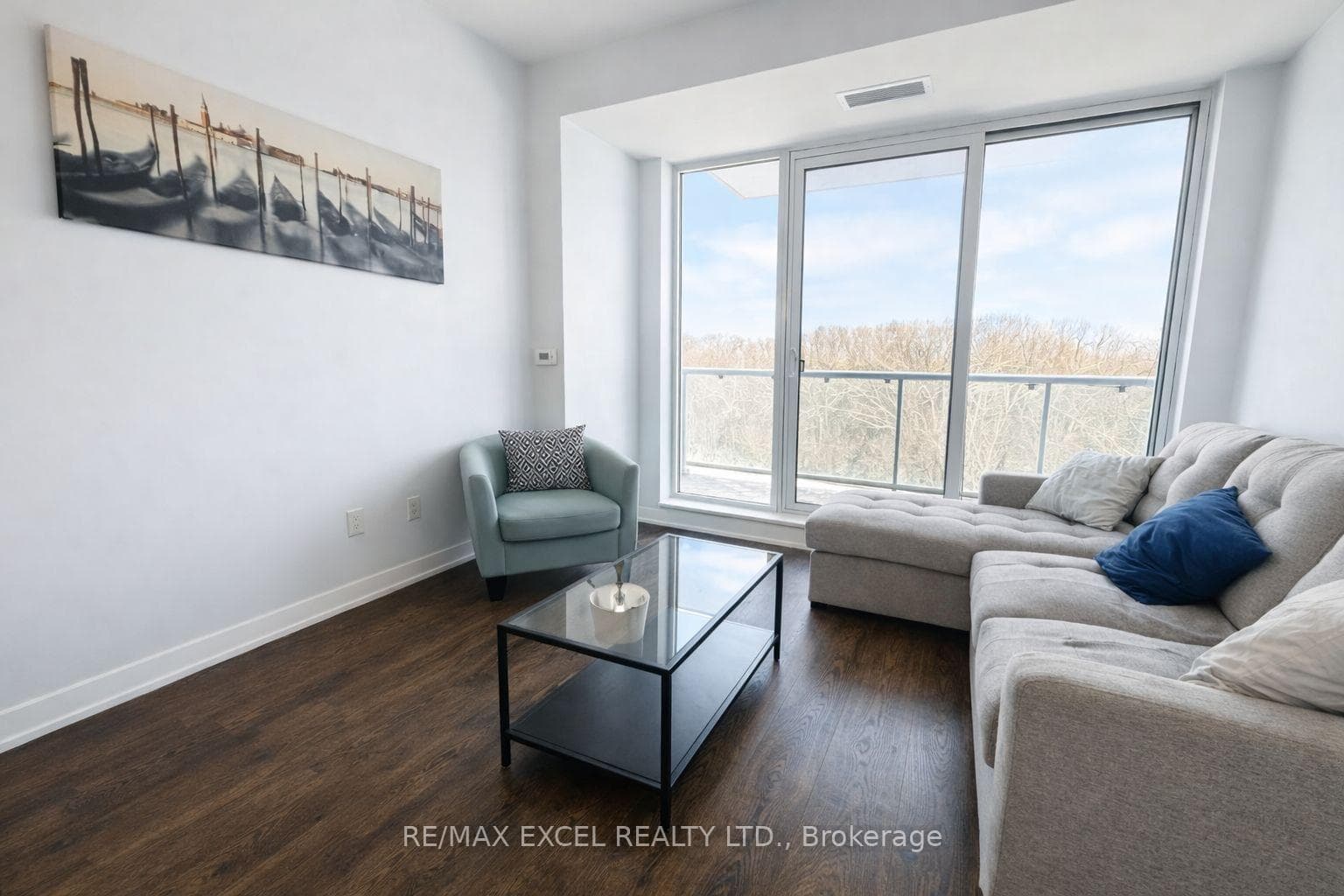 6 David Eyer Road Unit 407 photo 1