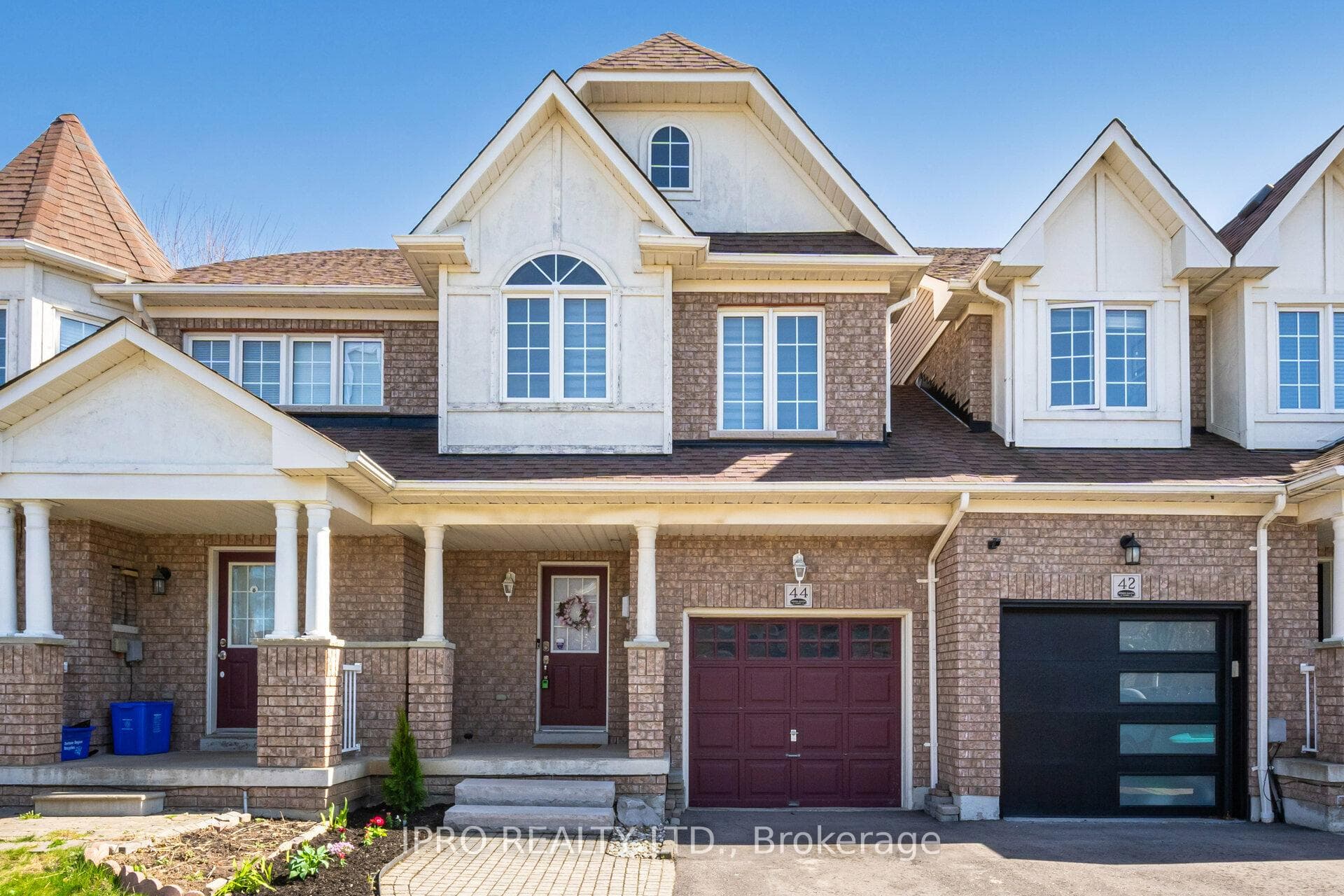 44 Tincomb Crescent photo 1