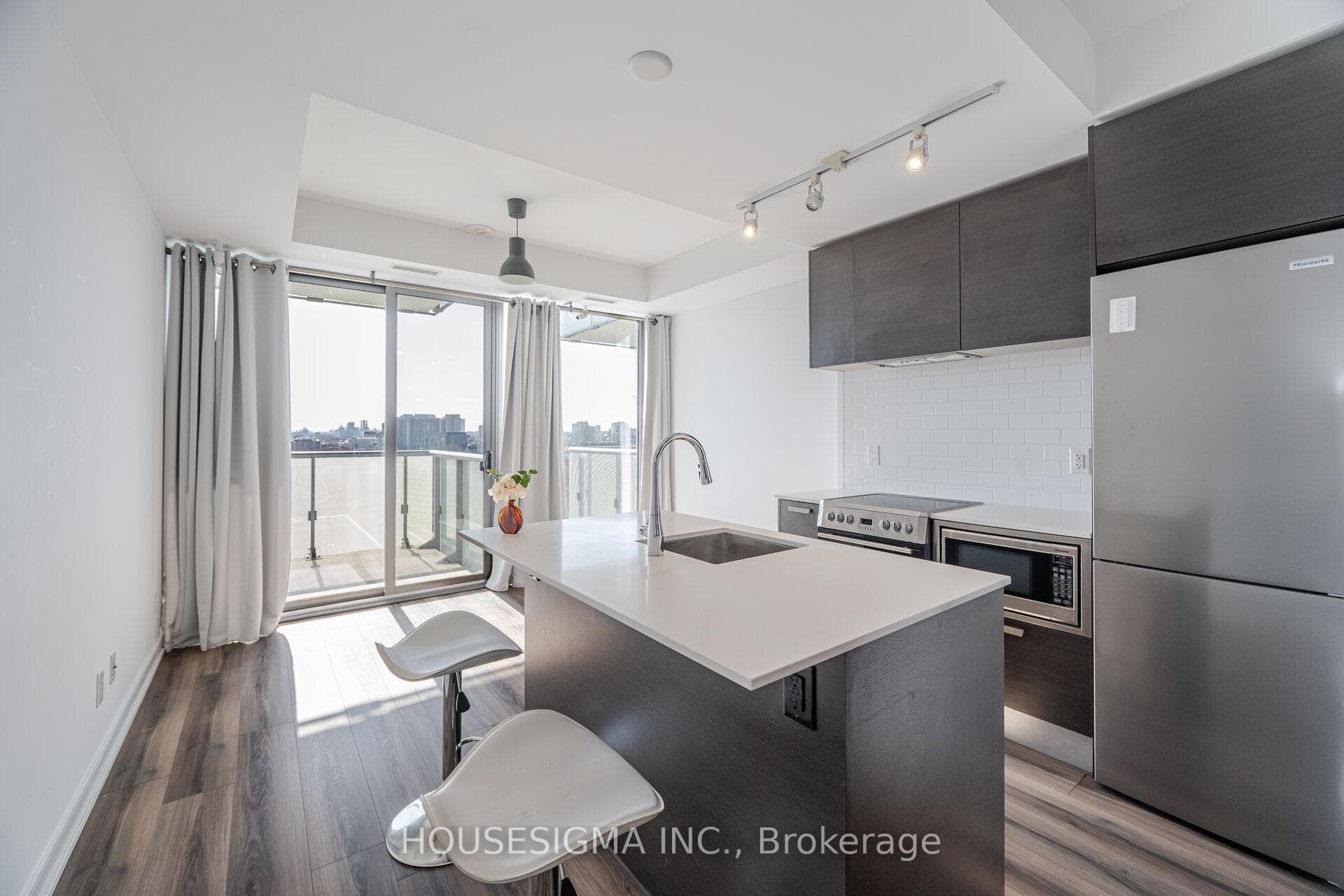 57 St Joseph Street Unit 1315 photo 15