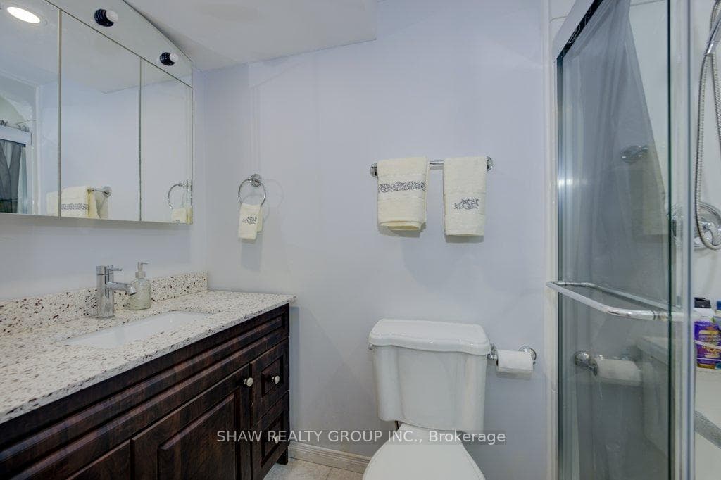 7440 Goreway Drive Unit 22 photo 28