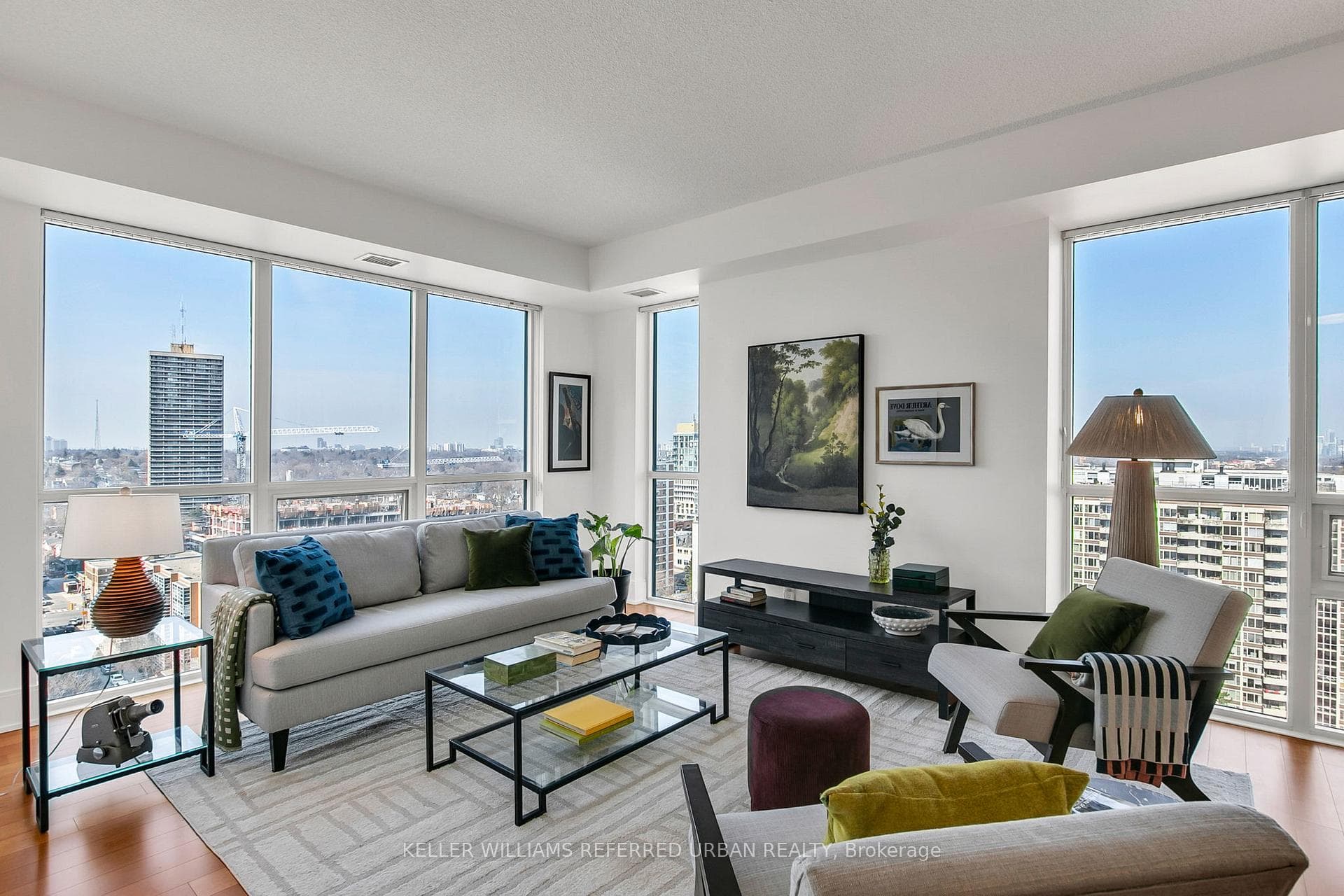25 Broadway Avenue Unit 1502 photo 6