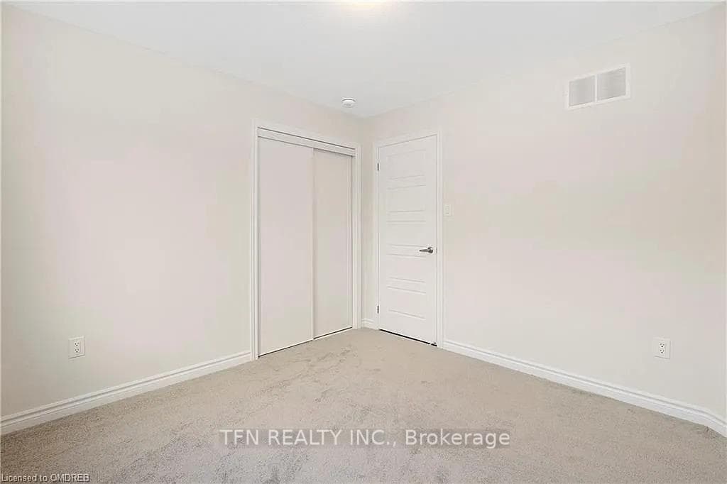 22 Charm Place photo 17