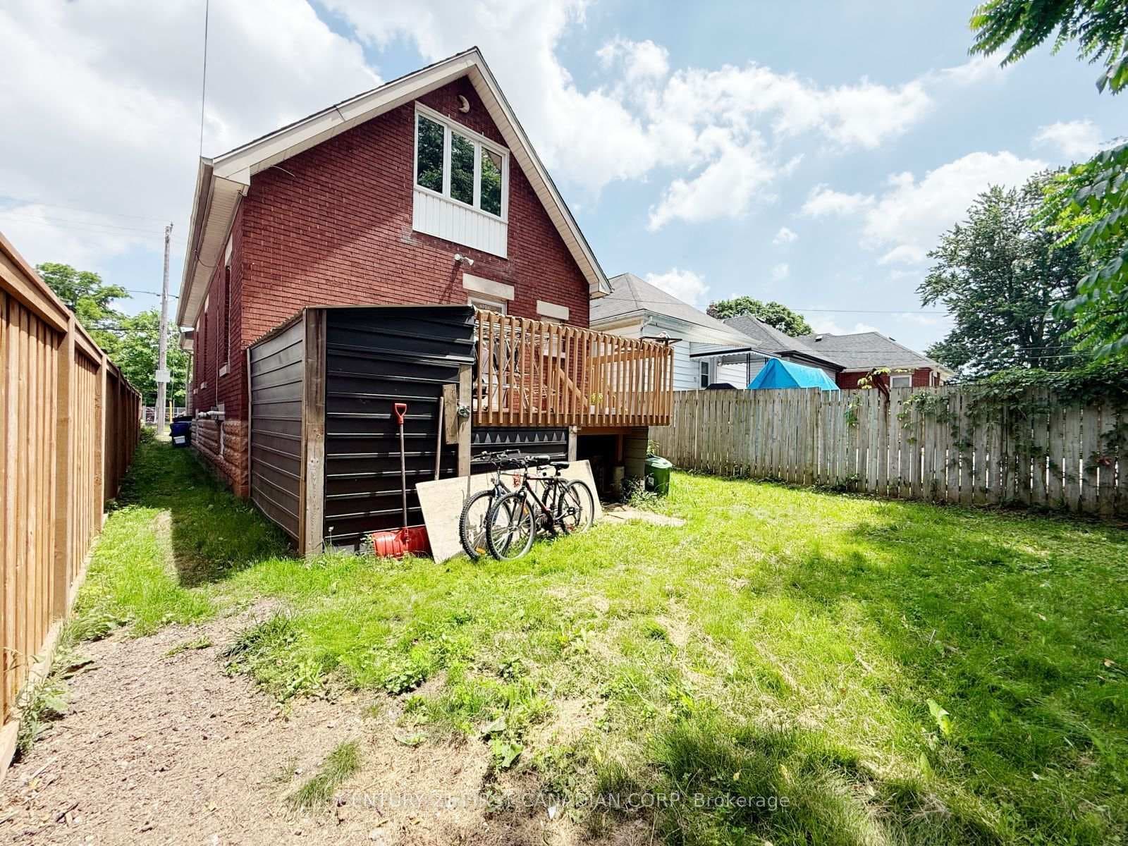 827 Quebec Street photo 41