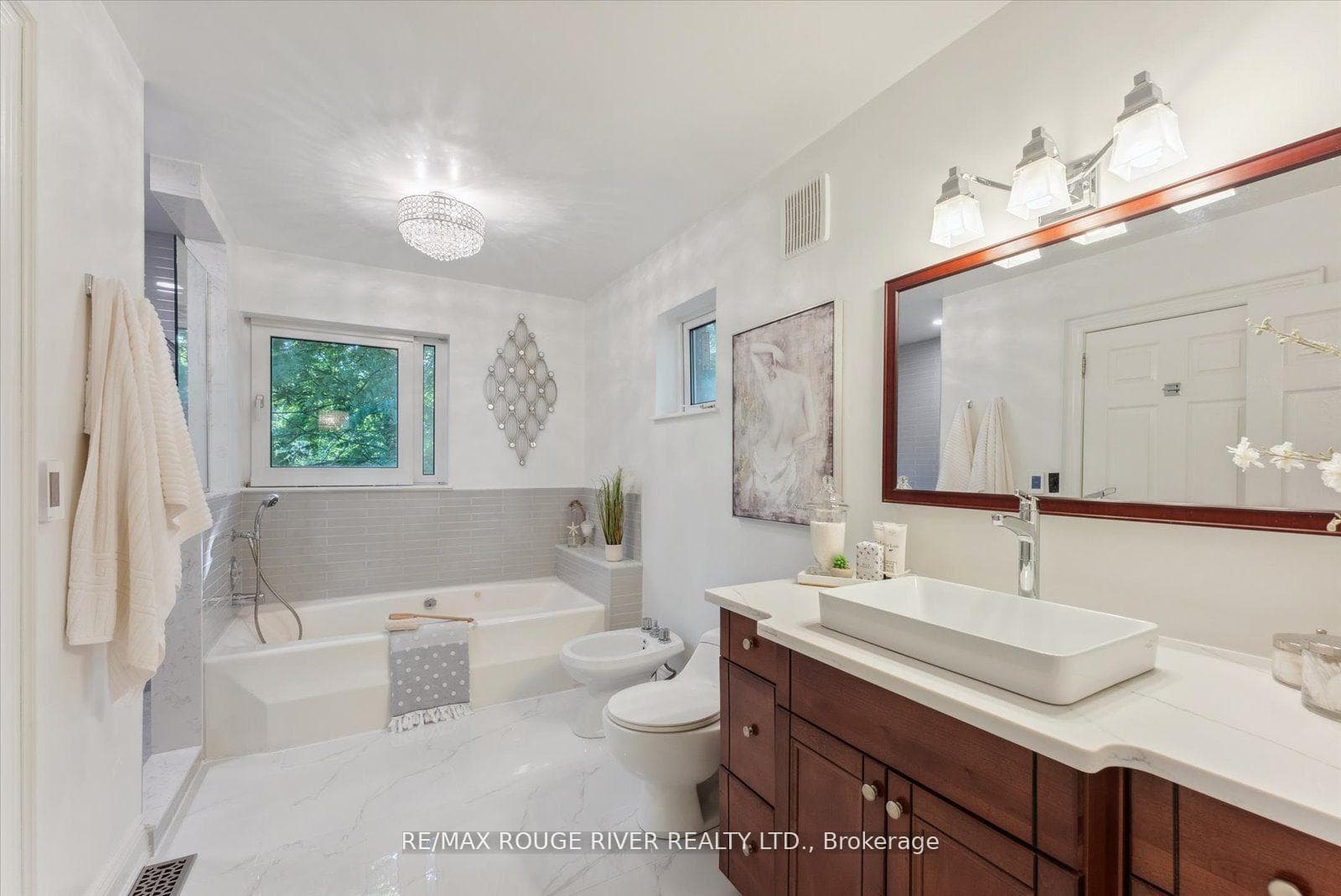 1432 Highbush Trail photo 19