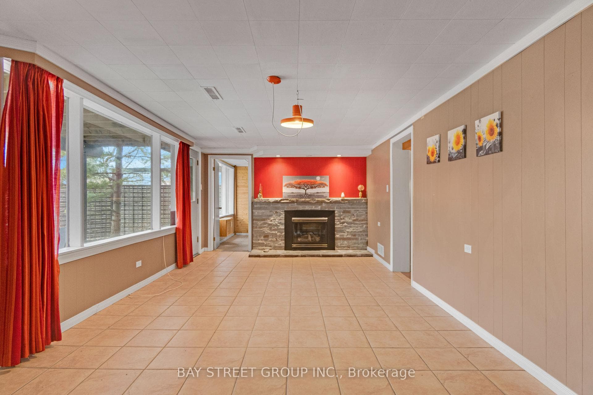 2558 Mindemoya Road photo 25