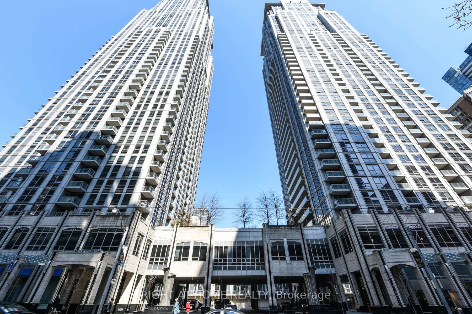 761 Bay Street Unit 3211 photo 46