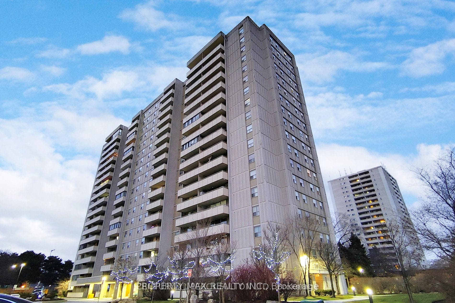 1338 York Mills Road Unit 1008 photo 1