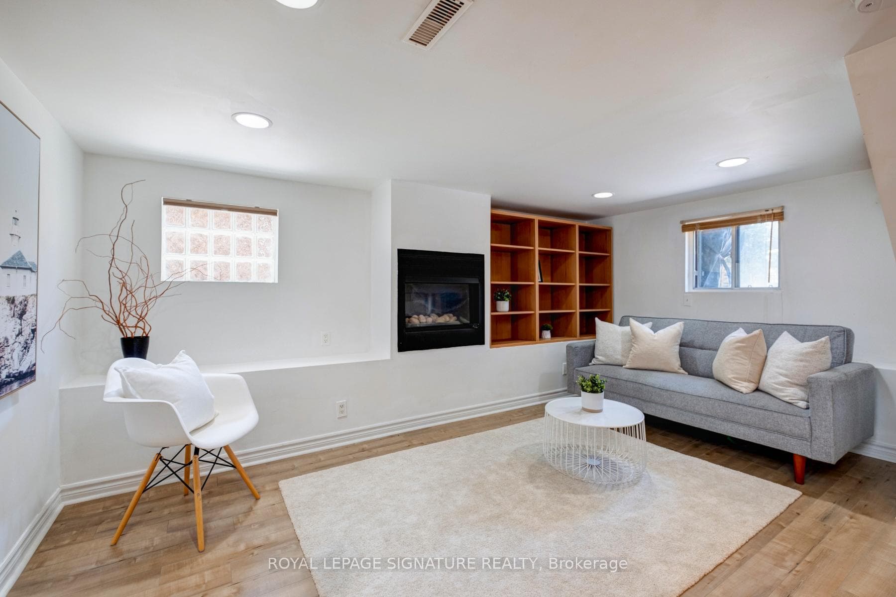 1 Southview Avenue photo 27