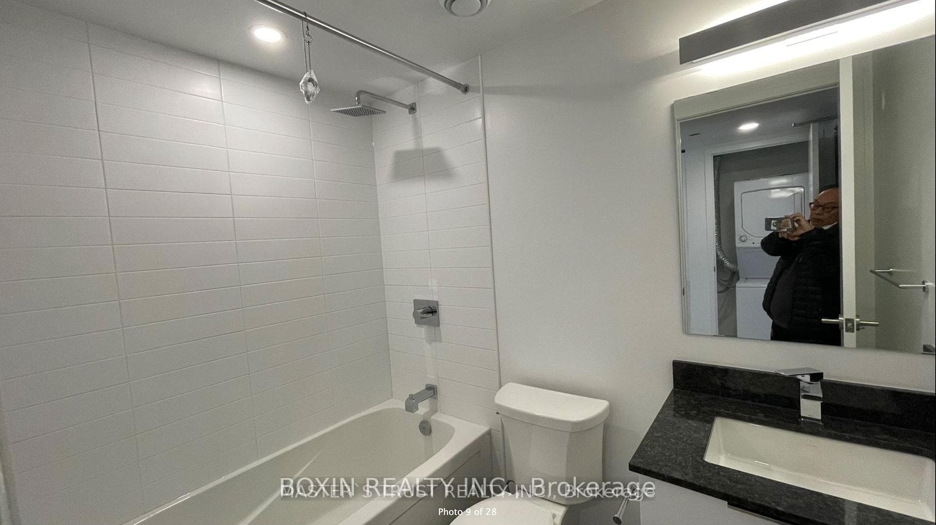 501 Yonge Street Unit 4704 photo 3