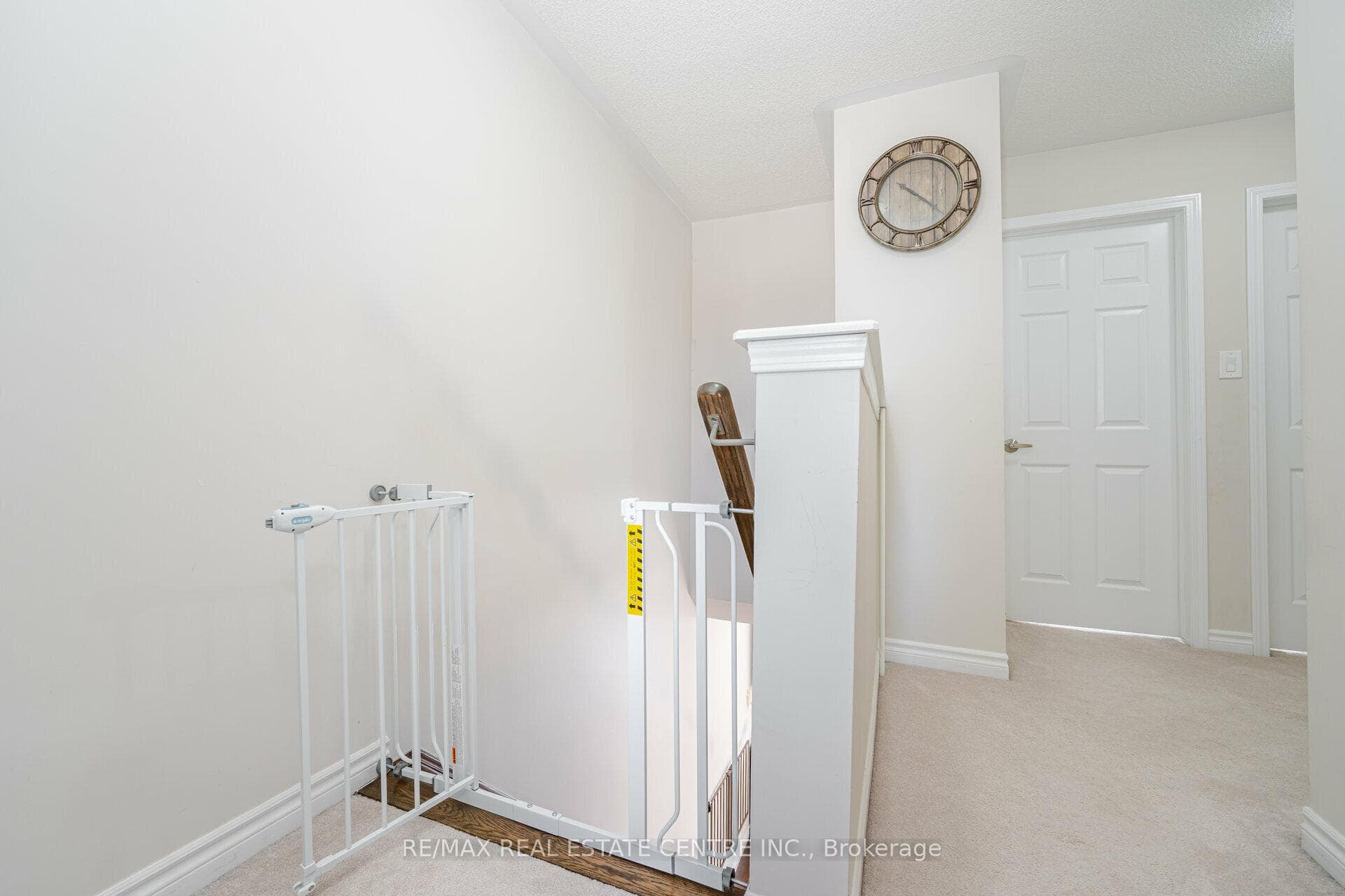 63 Bannister Crescent photo 30