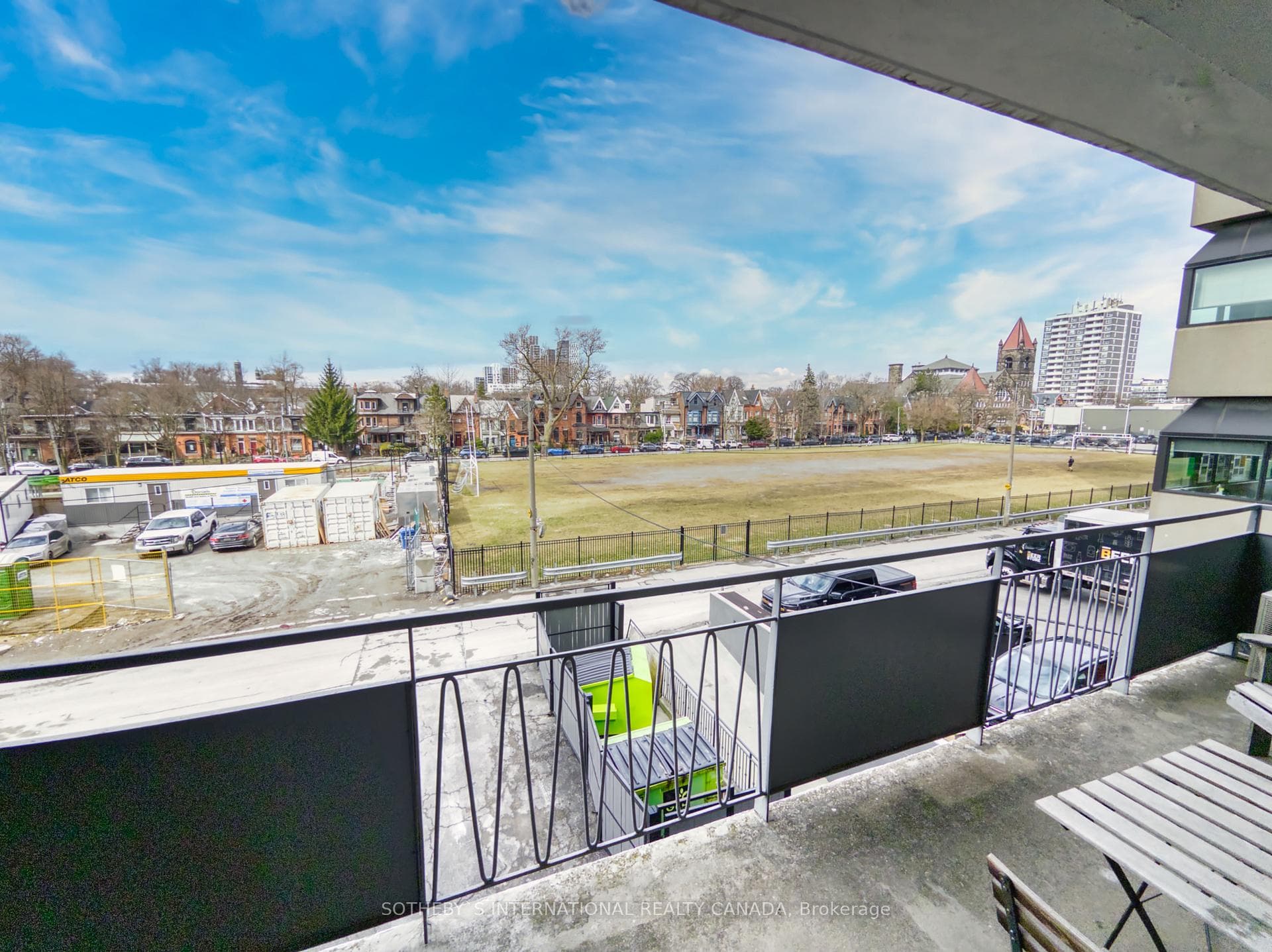 710 Spadina Avenue Unit 304 photo 6