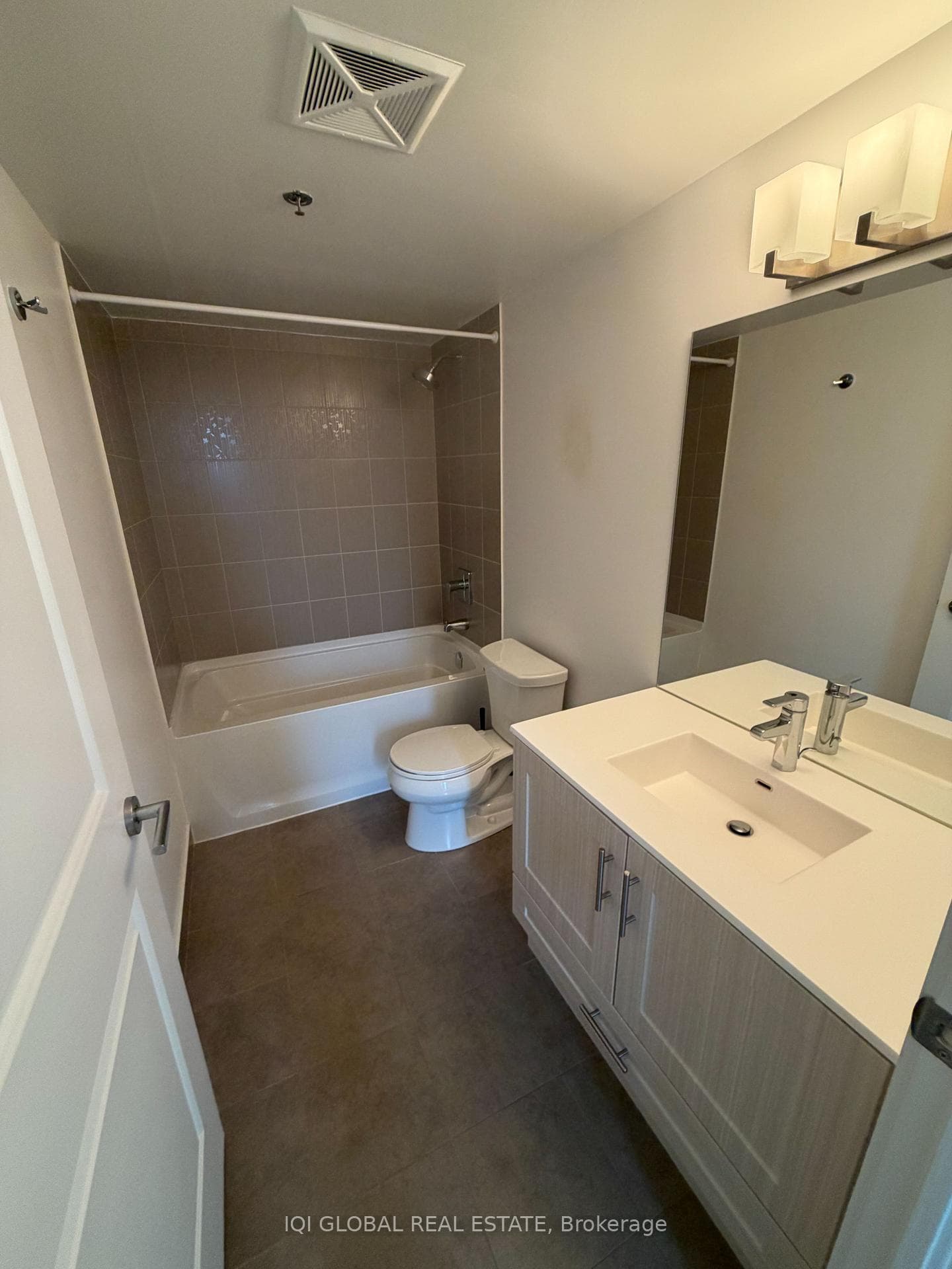 185 Bonis Avenue Unit 310 photo 8