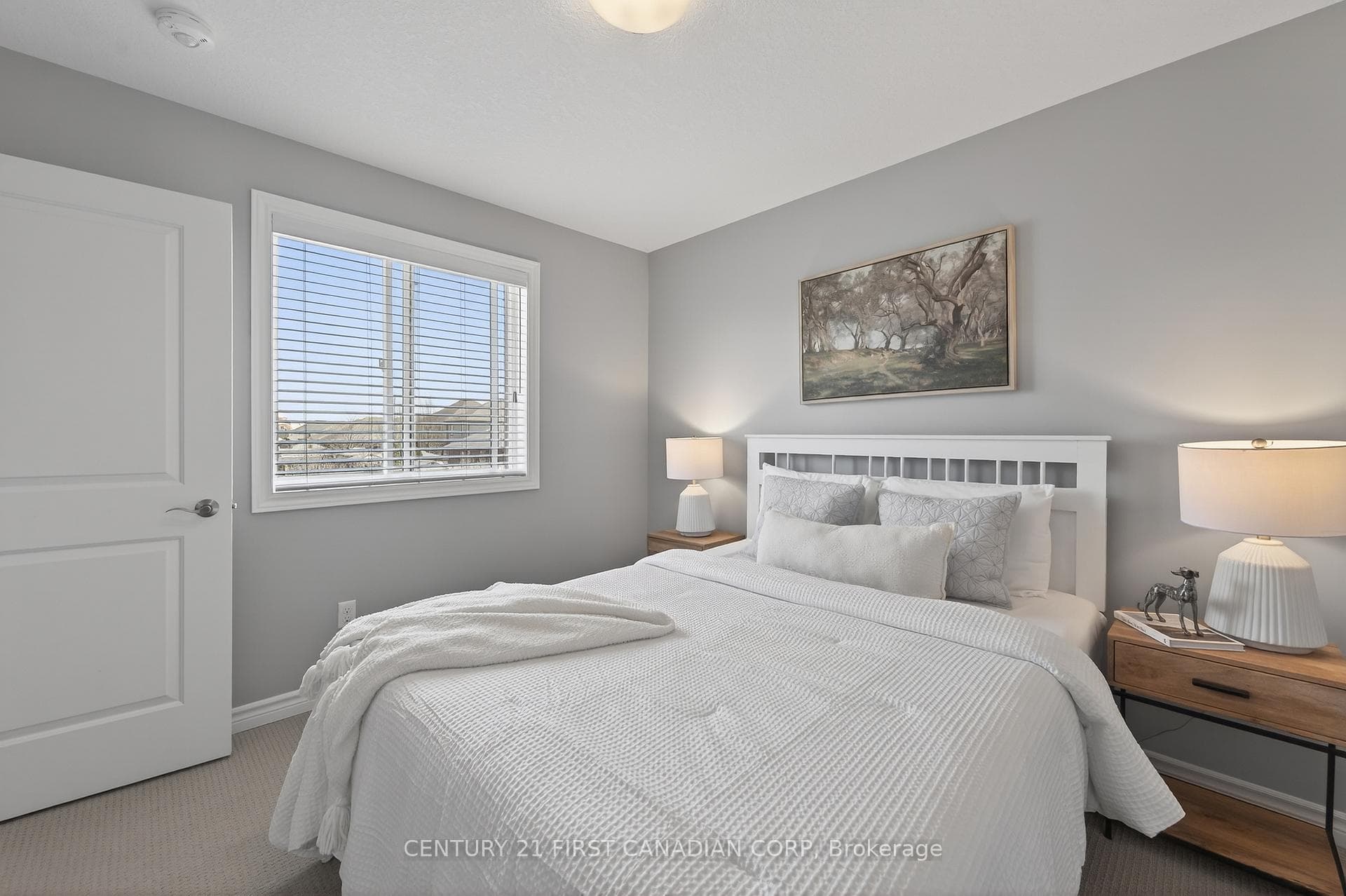 3173 Singleton Avenue photo 22