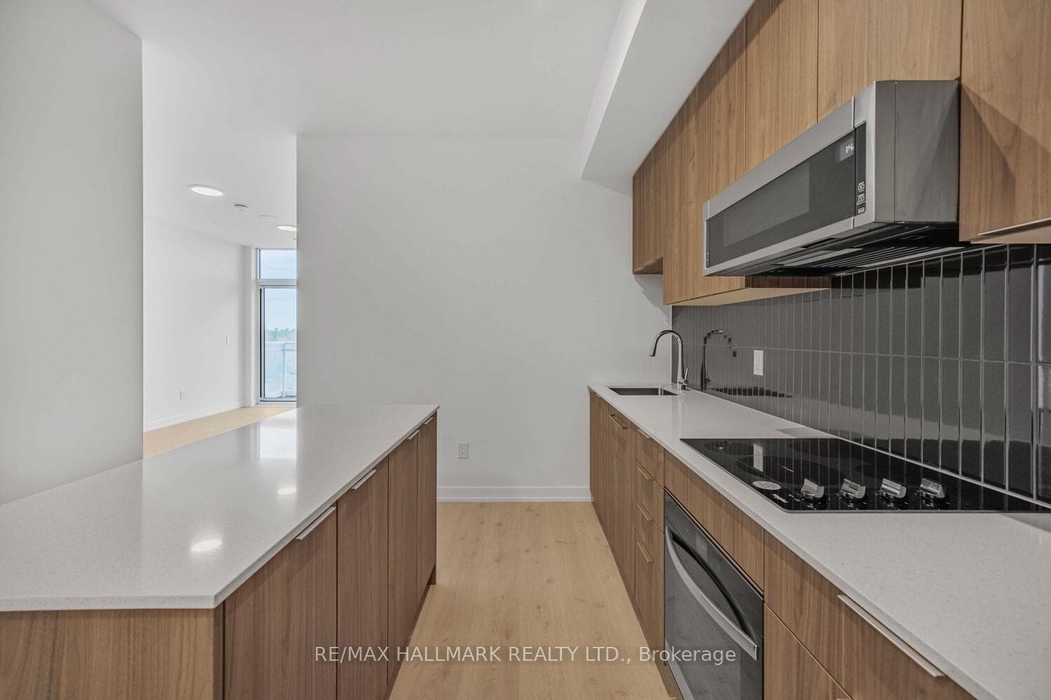 2501 Saw Whet Boulevard Unit 607 photo 4