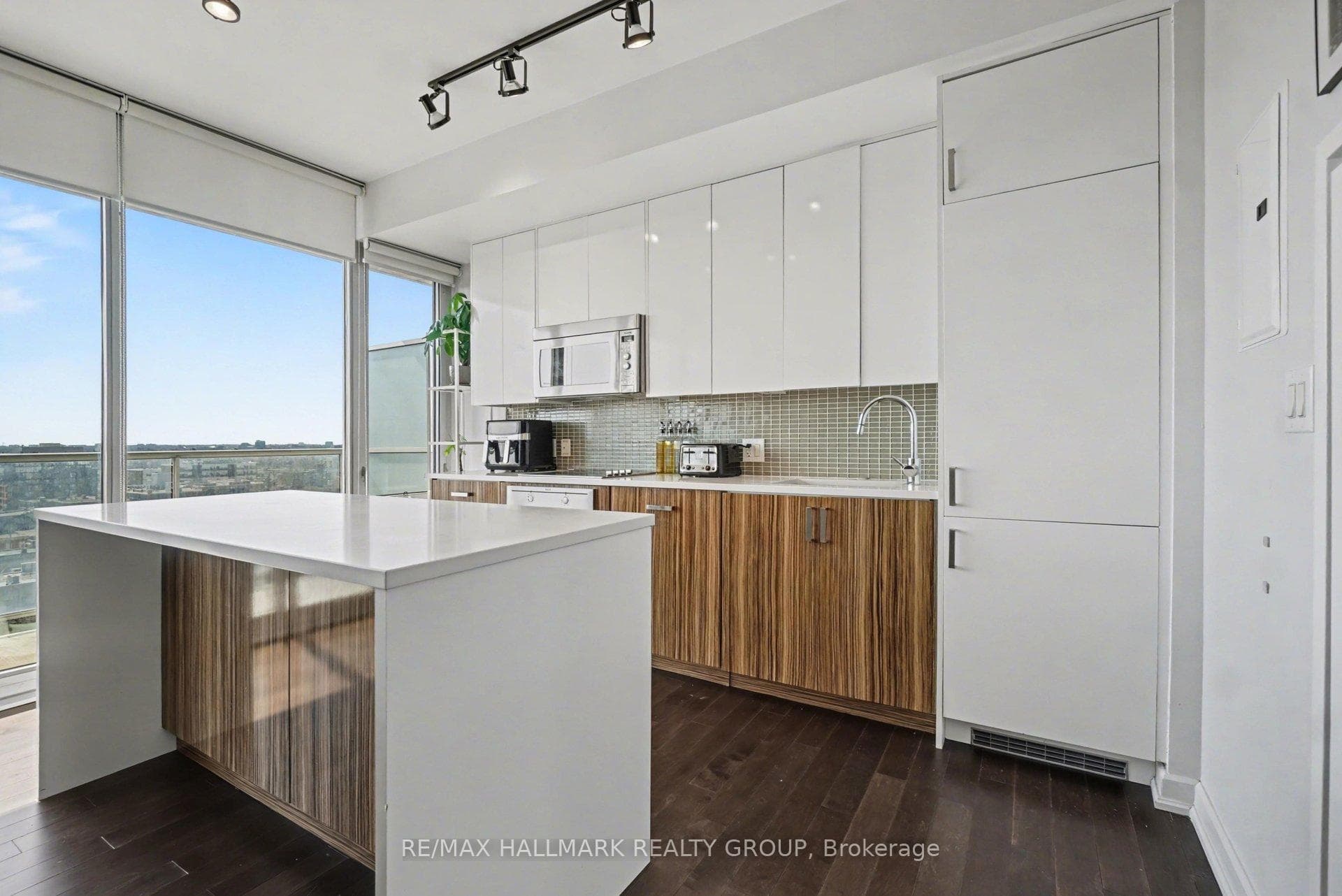 300 Lisgar Street Unit 1208 photo 5