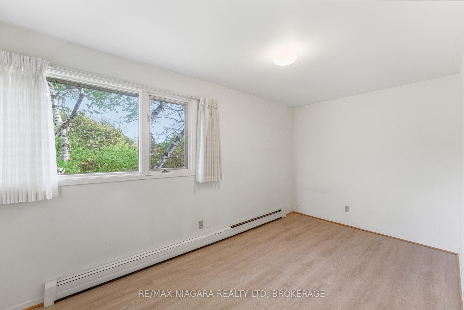 61 Melrose Drive photo 16