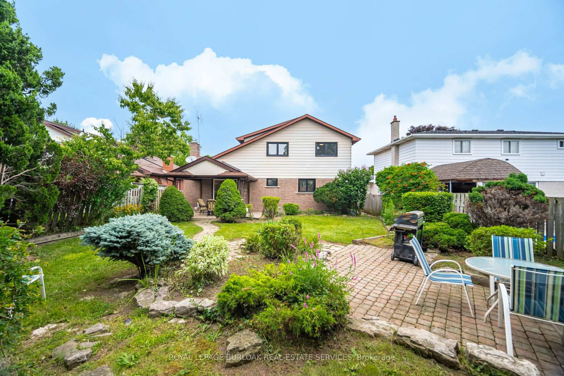831 Maple Avenue photo 40