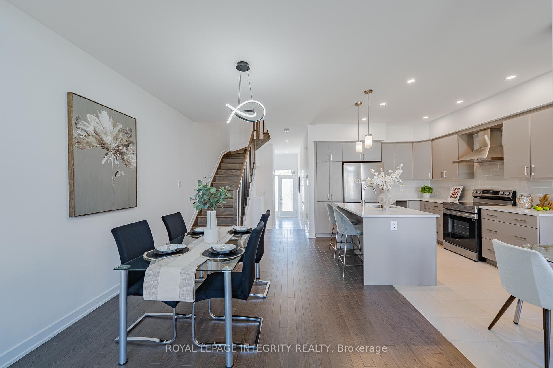 53 MAIZE Street photo 17