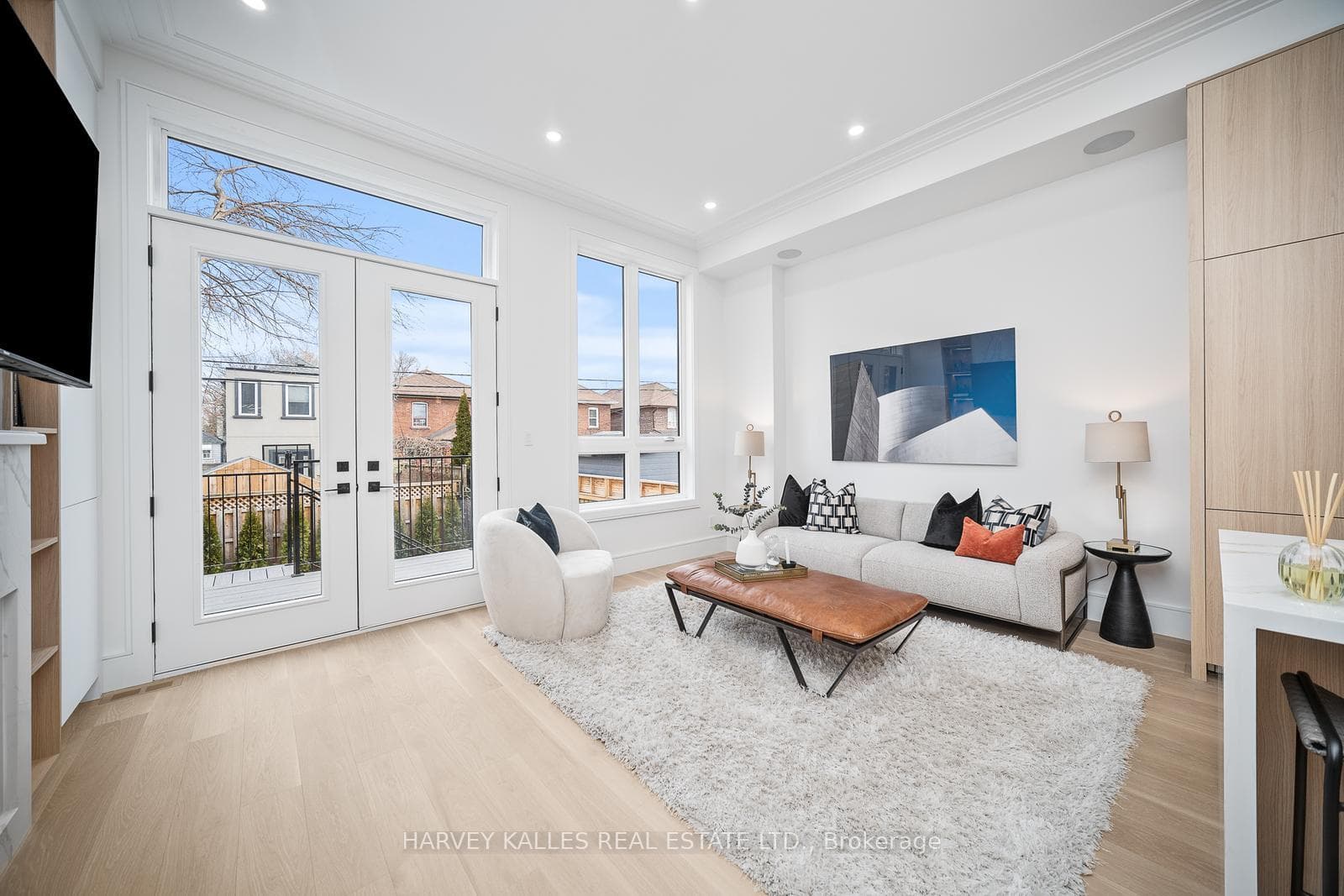 67 Lesmount Avenue photo 15