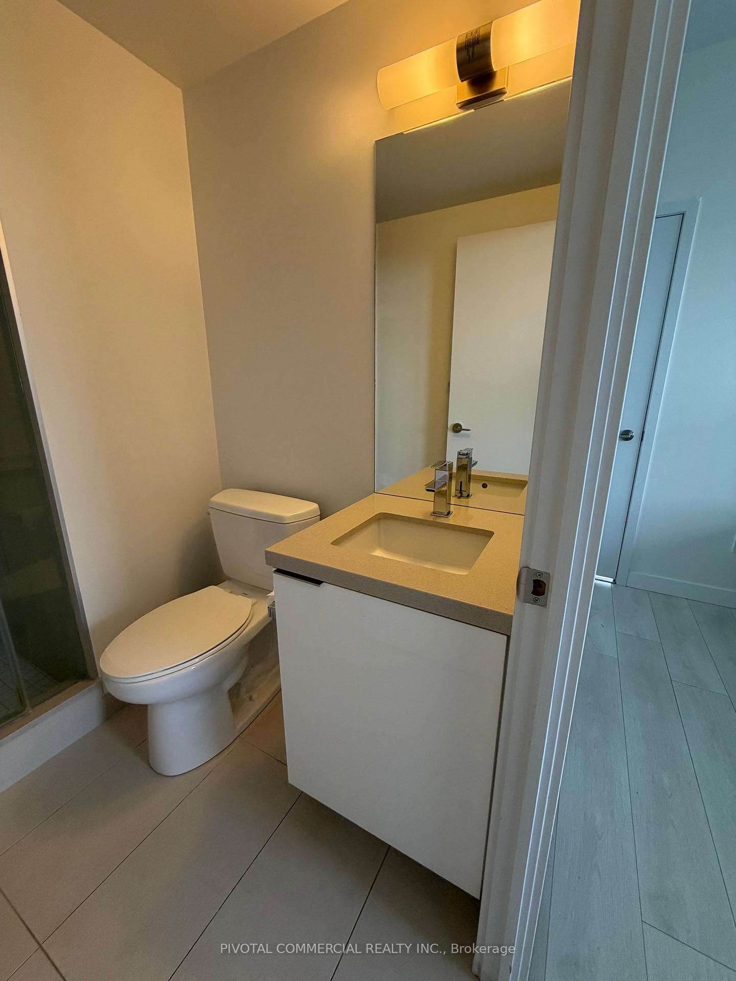 8 Eglinton Avenue Unit 5105 photo 27