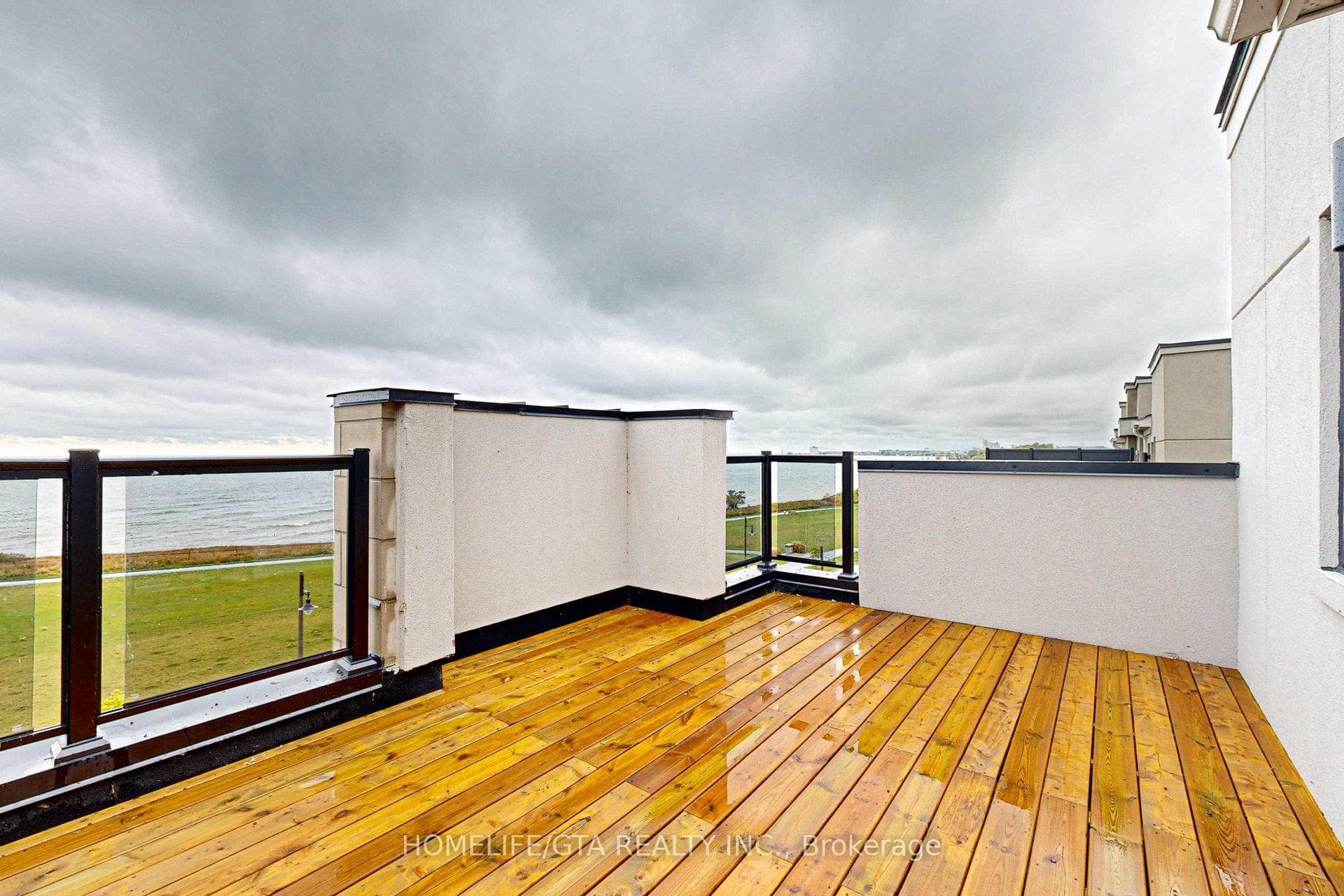 583 Port Darlington Road photo 33