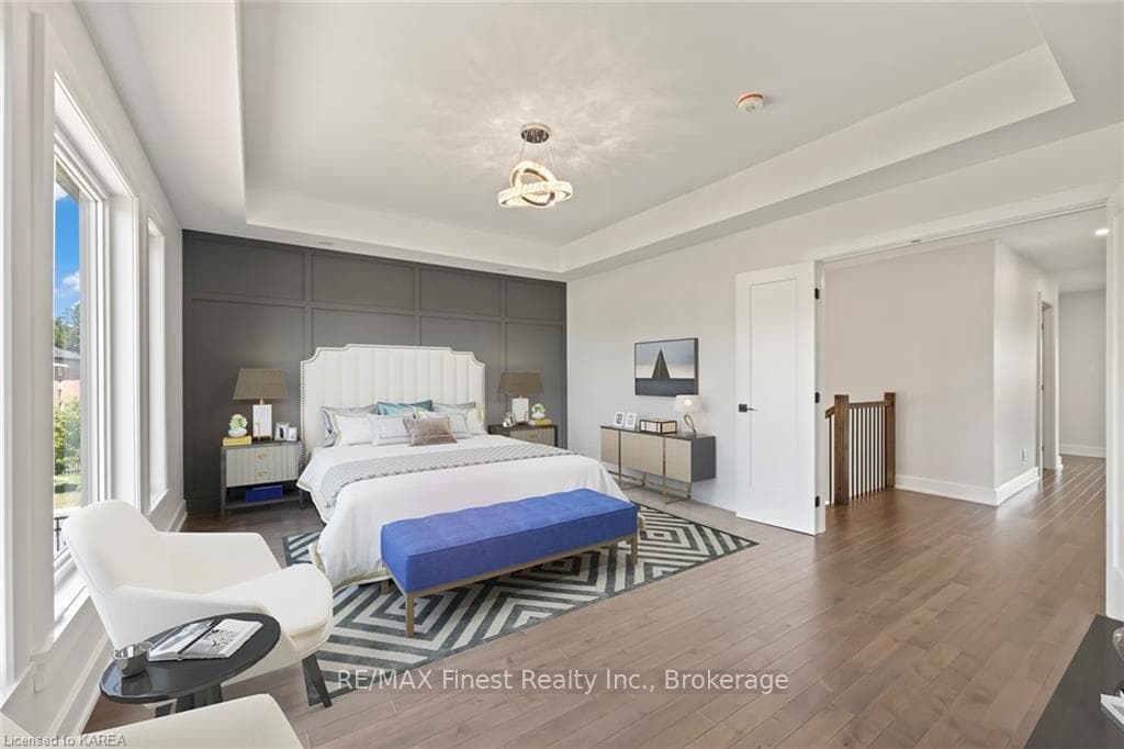 20 PARK Crescent photo 26