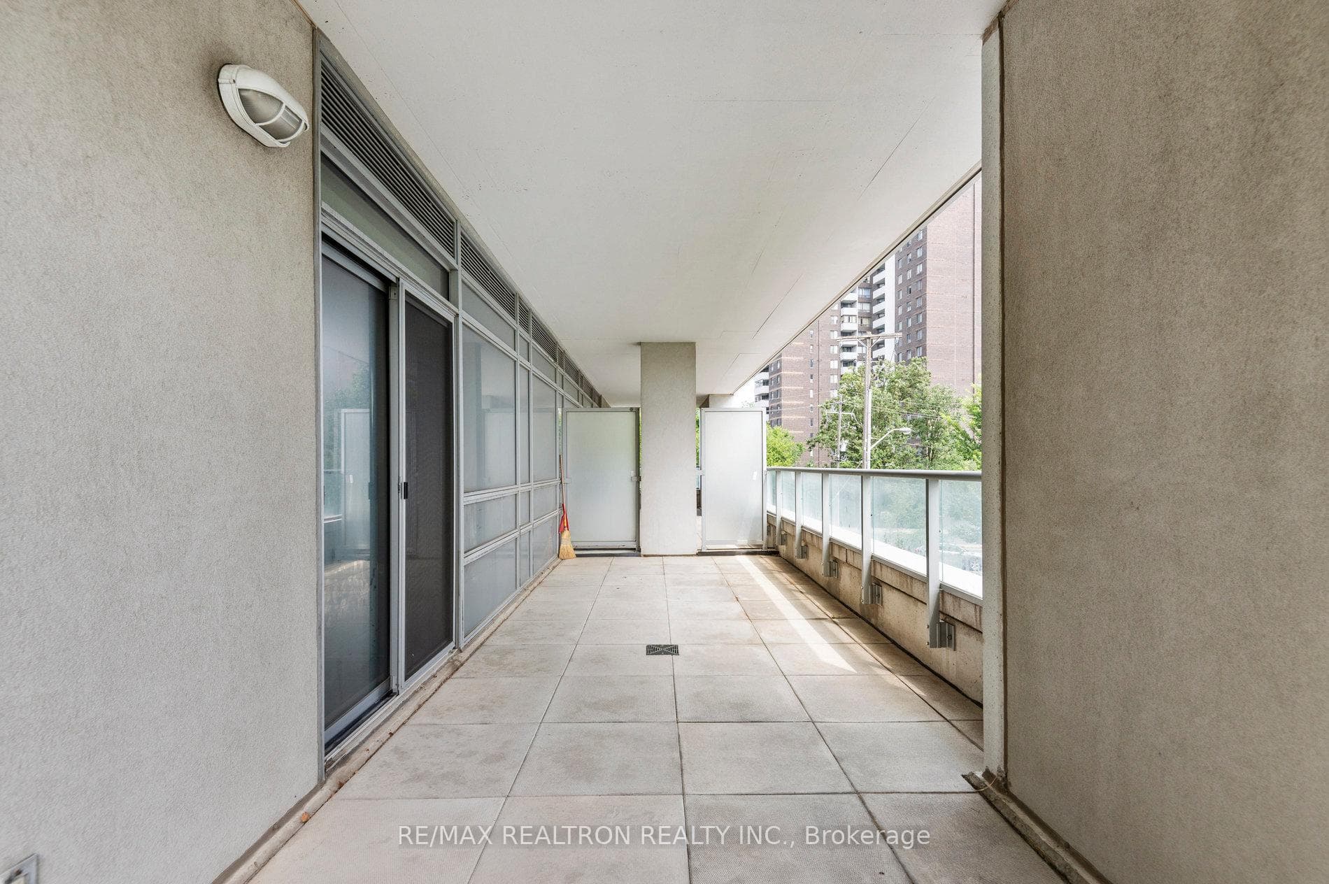 2015 Sheppard Avenue Unit 102 photo 13