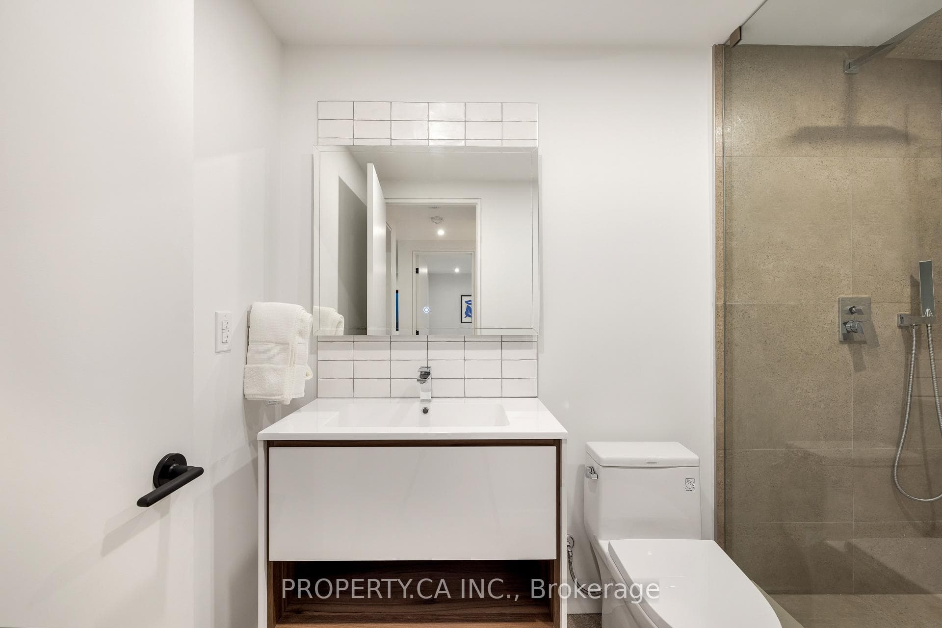 86 Lansdowne Avenue Unit Laneway photo 40