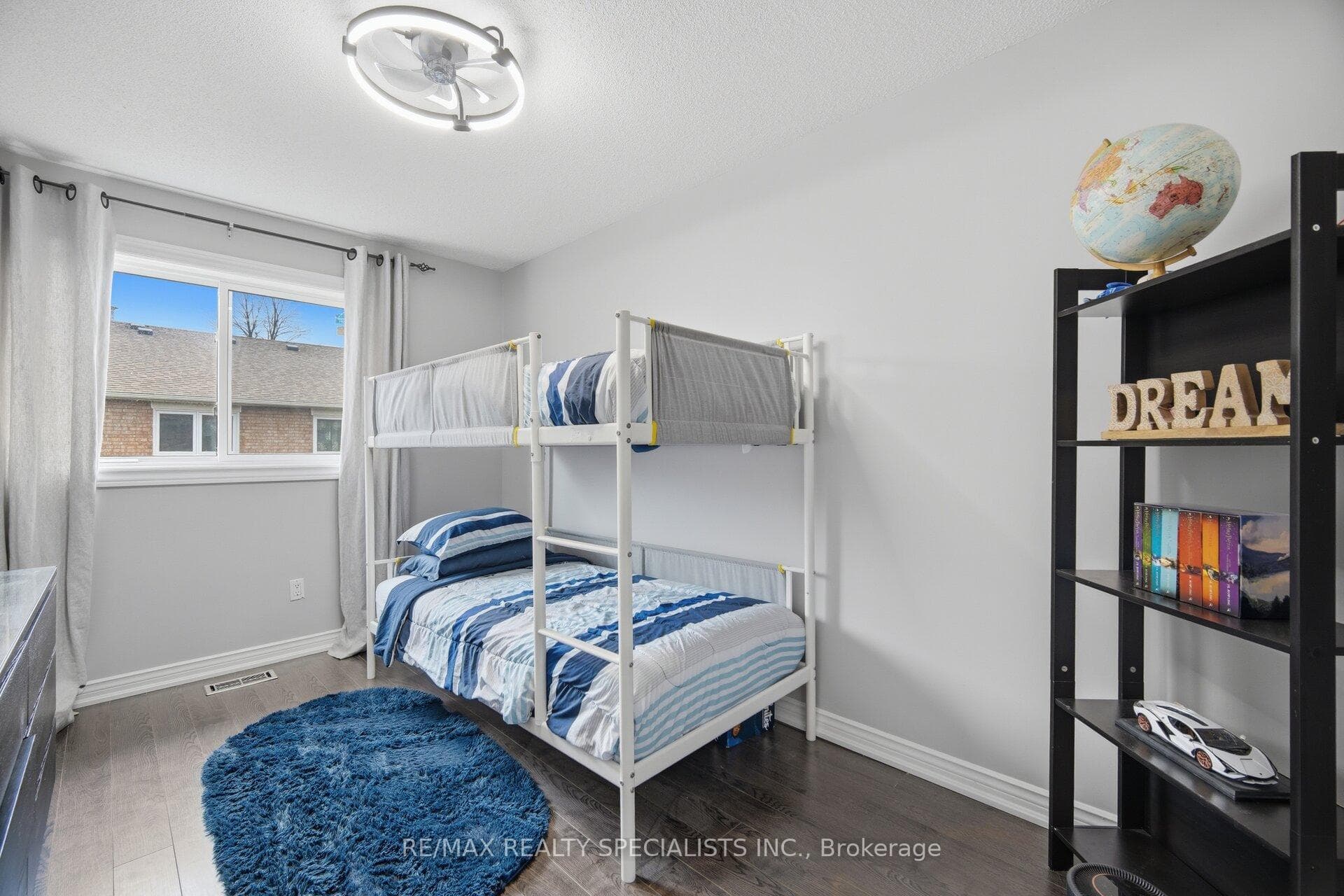 69 Wood Circle photo 17
