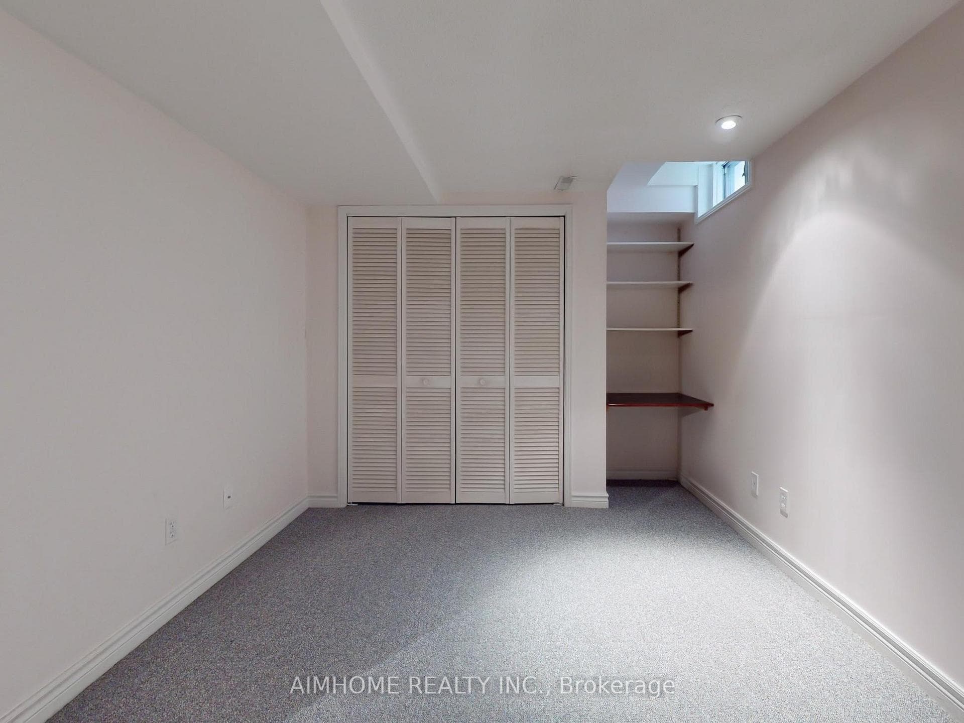 1445 Willowvale Gardens photo 39