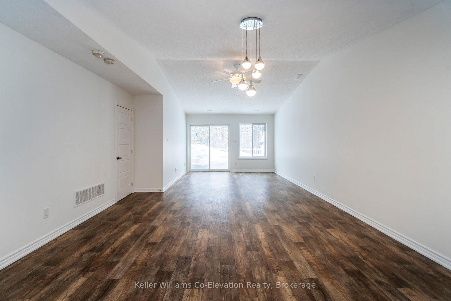 18 Durham Drive photo 8