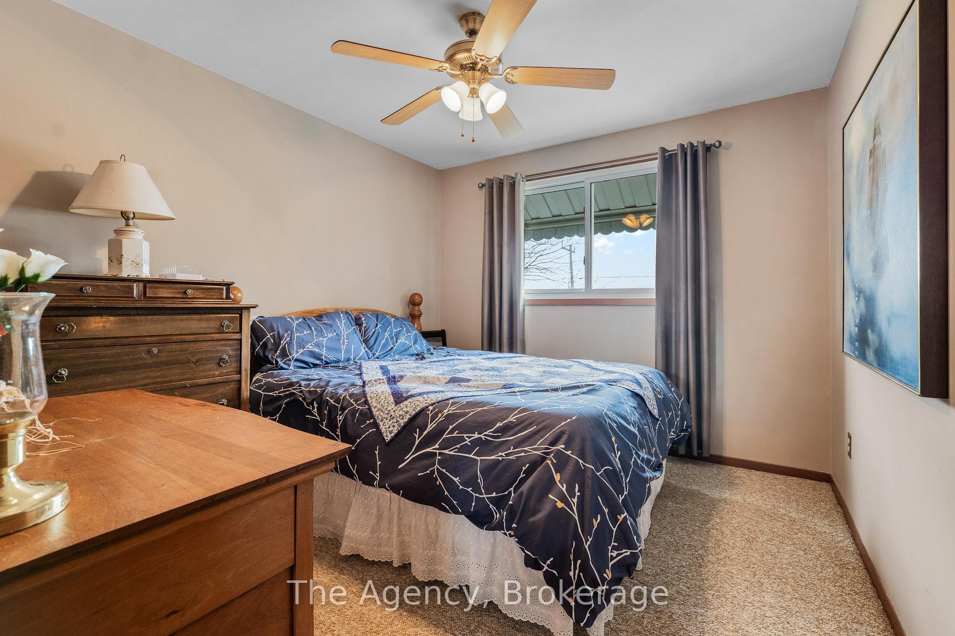 11609 Burnaby Road photo 15