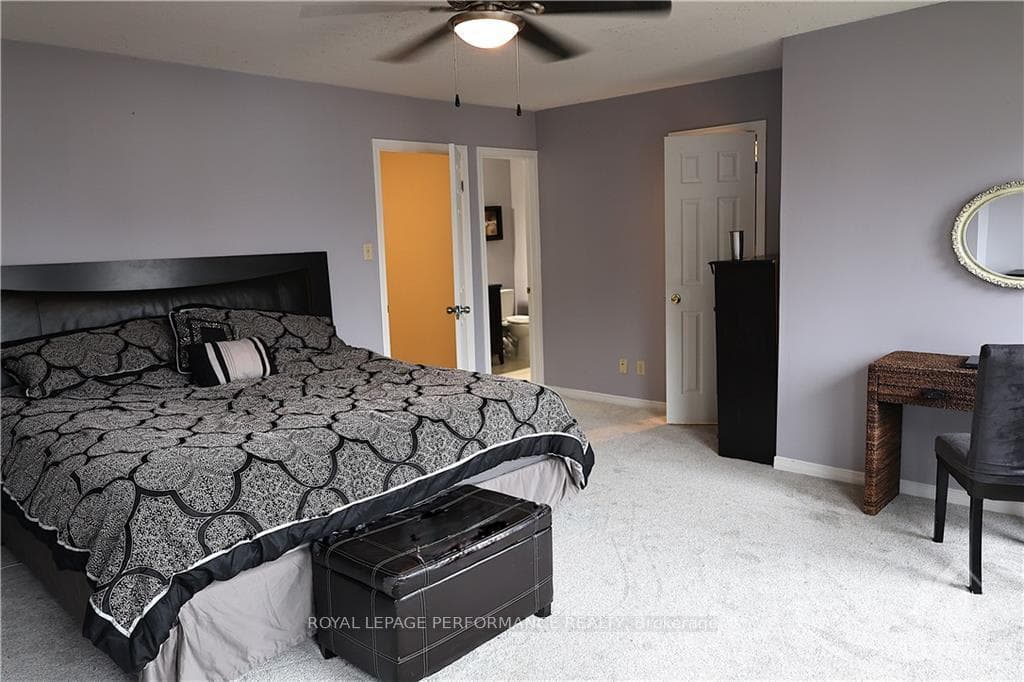 607 CHENIER Way photo 17
