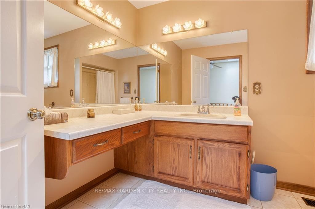 37 Cole Farm Boulevard photo 26