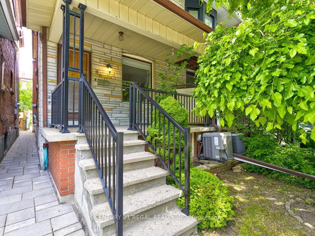 46 Marchmount Road photo 3