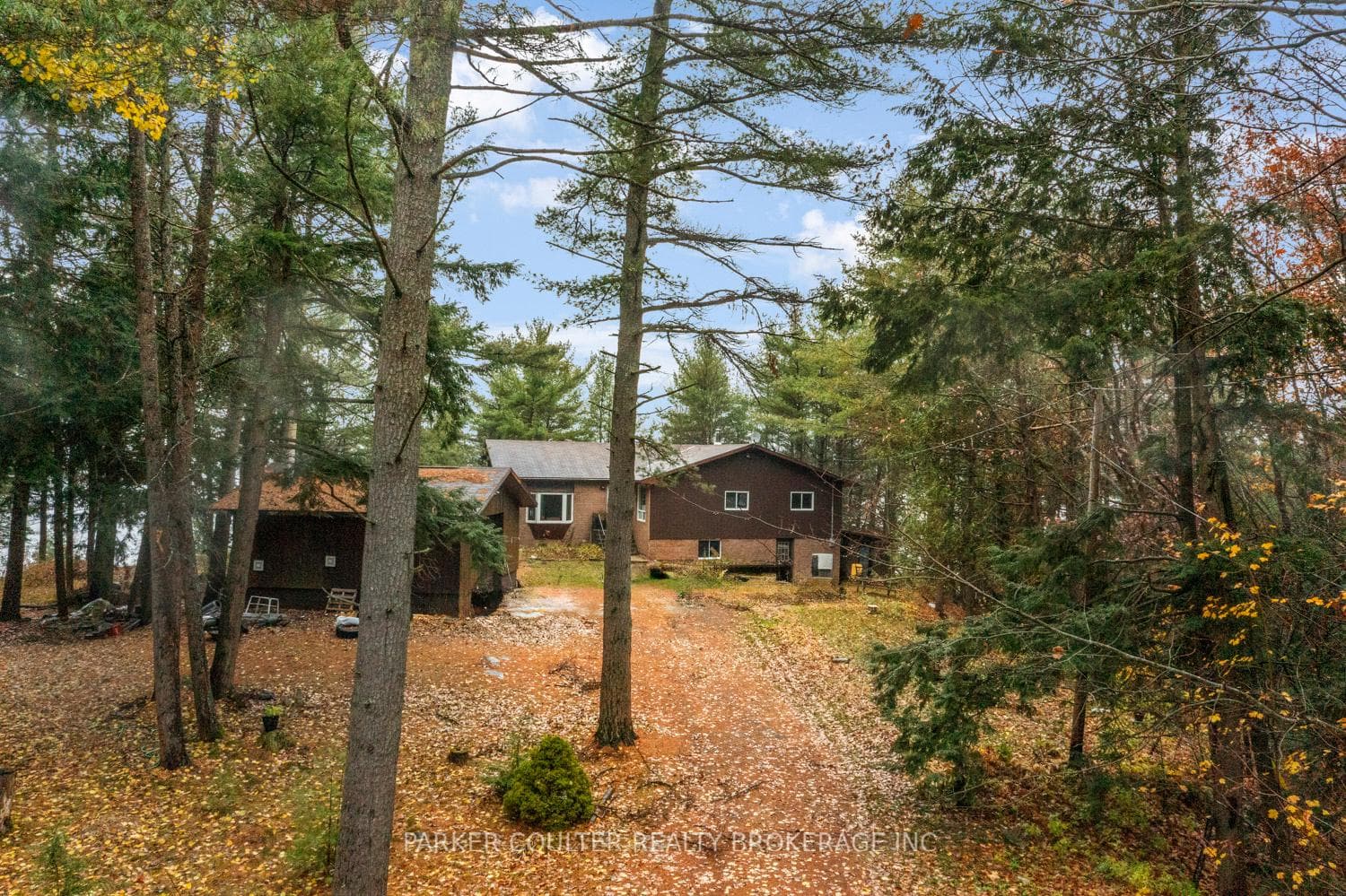 1191 Geewadin Road photo 3
