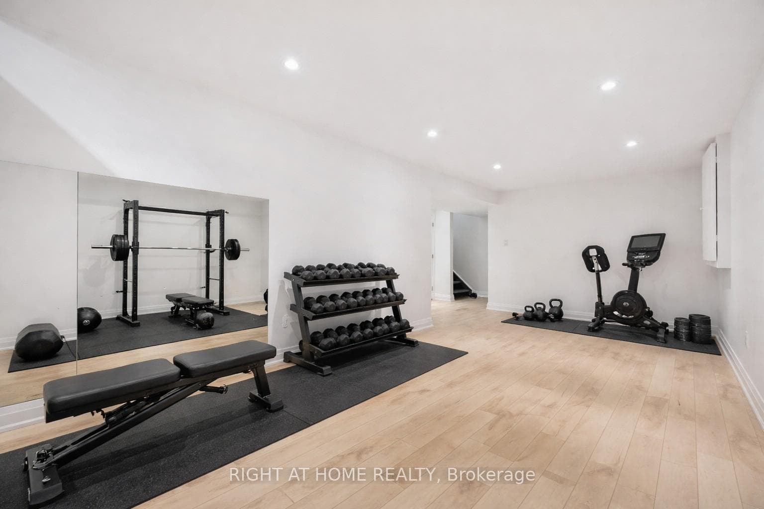 41 Yorkville Drive photo 23