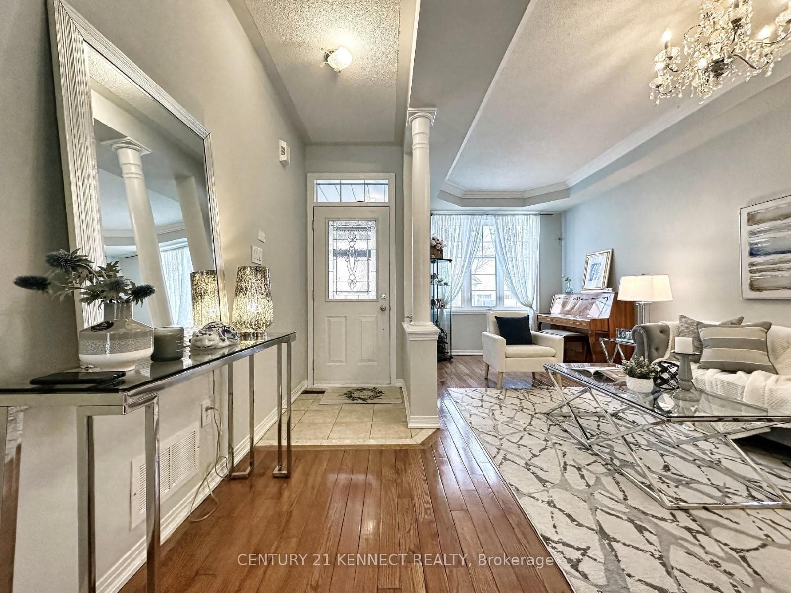 11 Magnotta Road photo 7