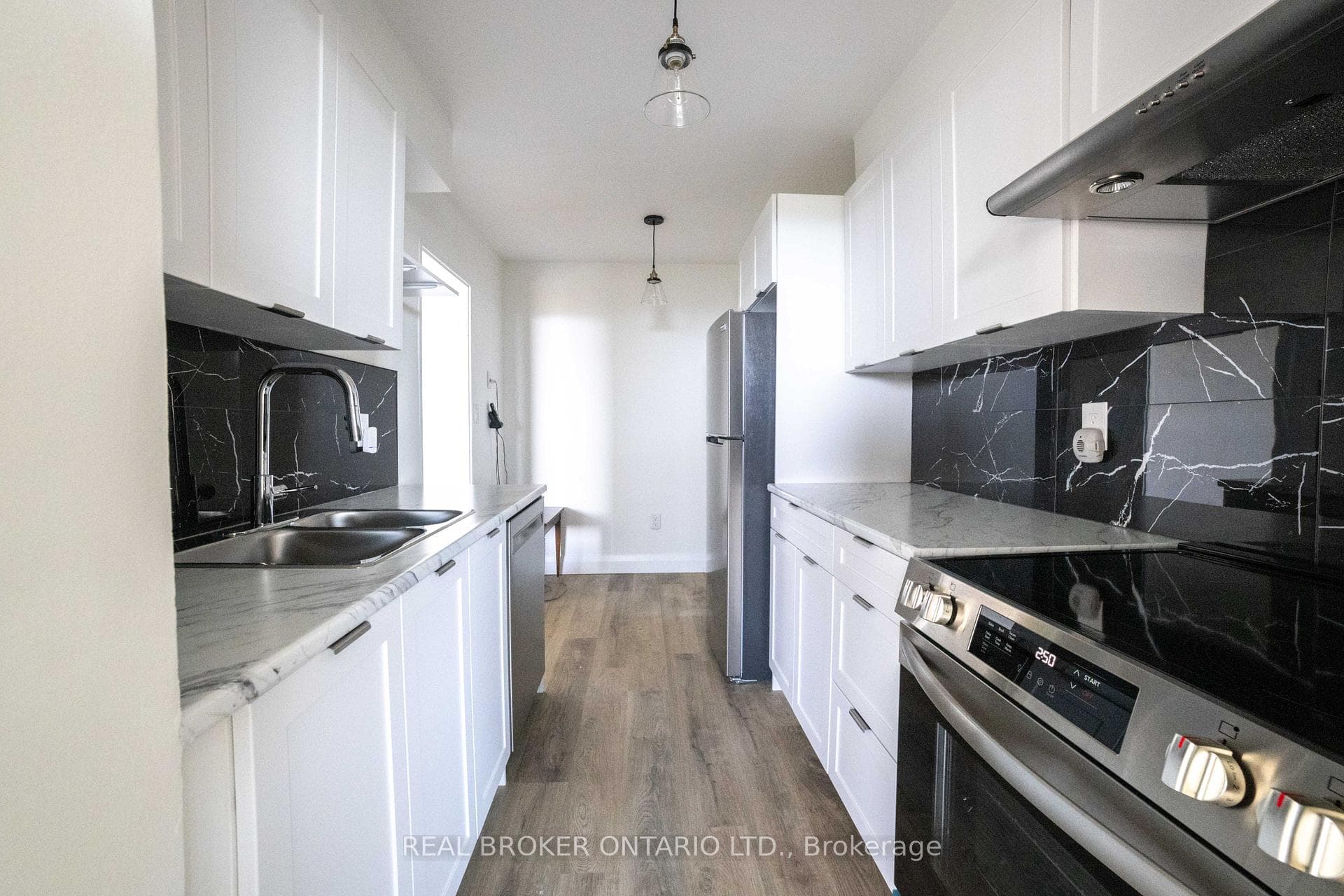 3 Massey Square Unit 2704 photo 5