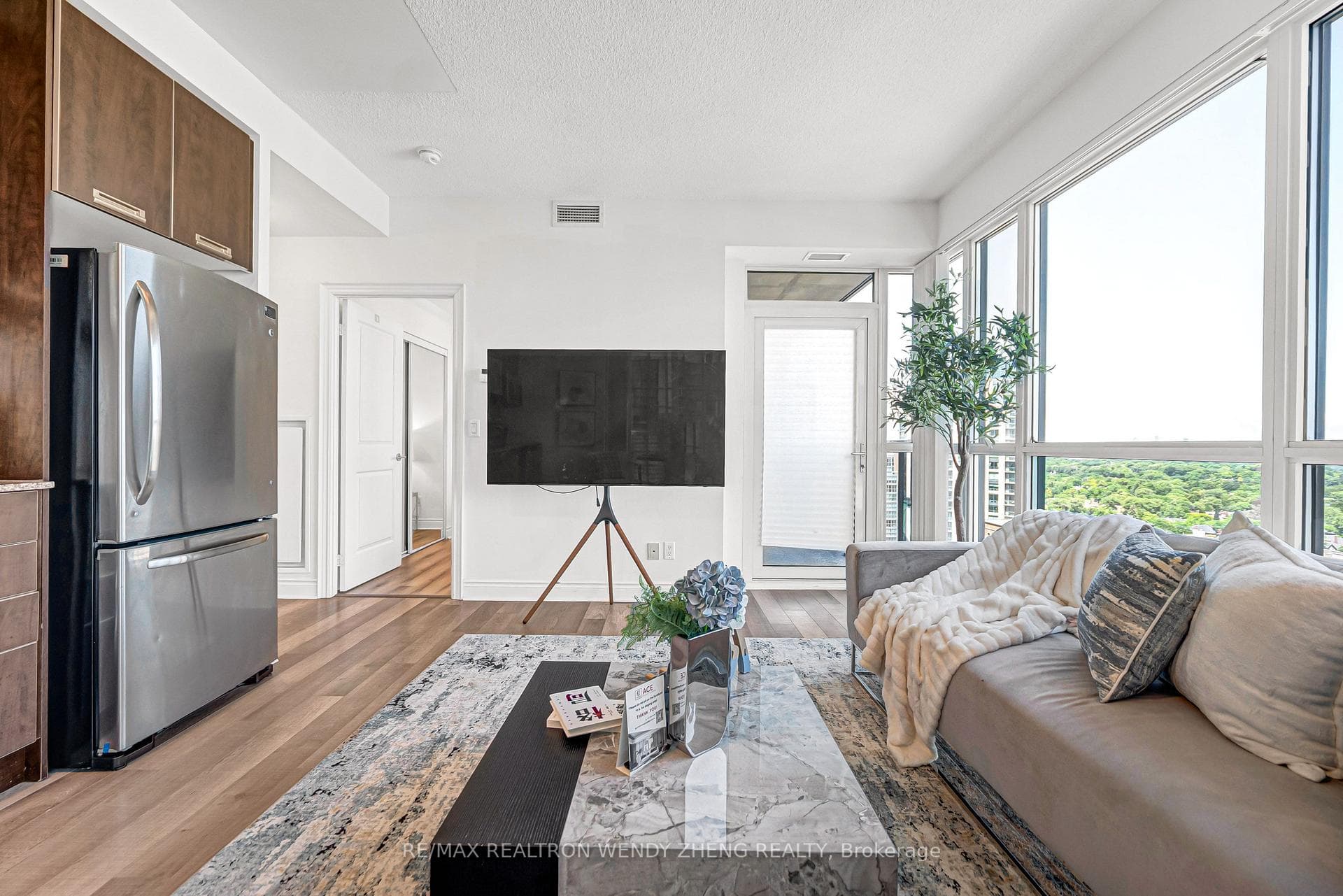 28 Ted Rogers Way Unit 2402 photo 16