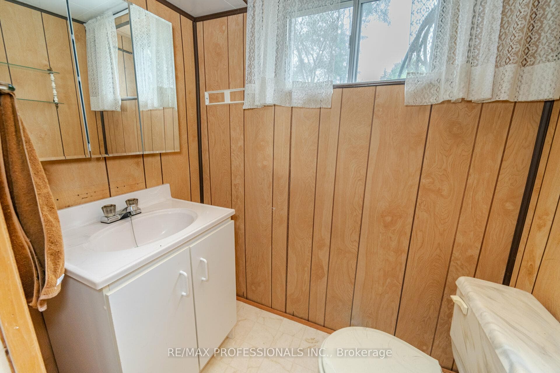 216 Shaver Avenue photo 29
