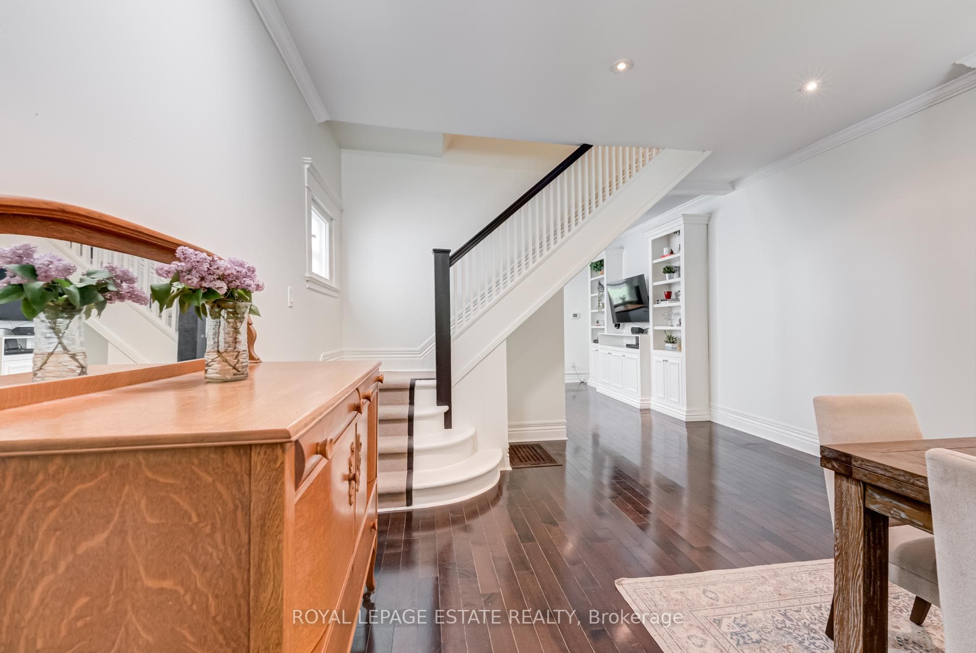 109 Coady Avenue photo 4